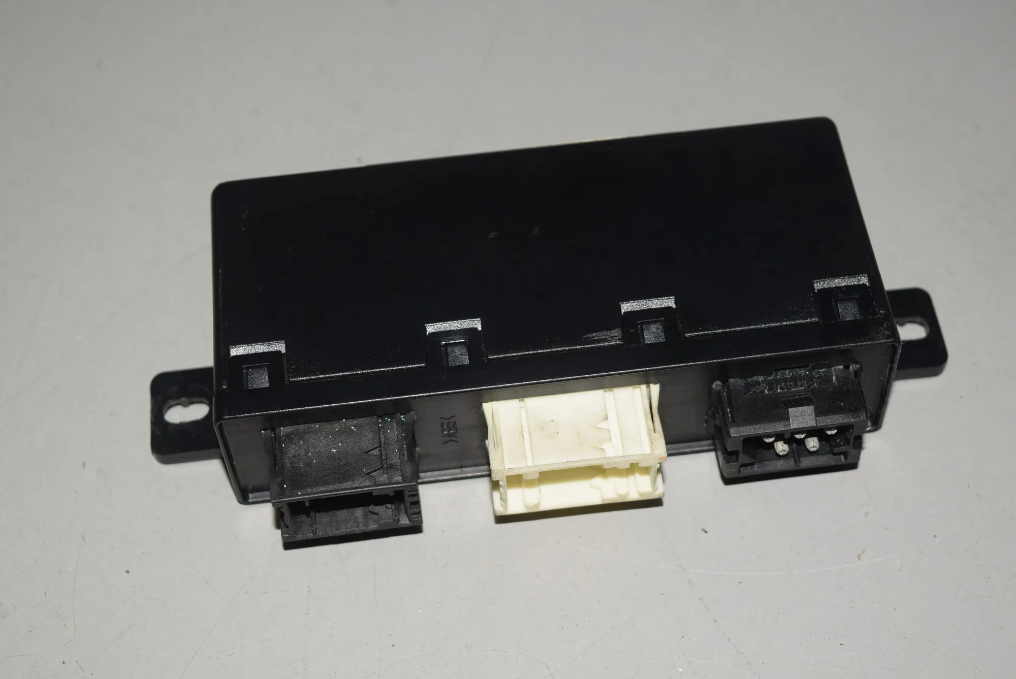 Other Control Units – OEM 6904255 · BMW 5 Touring (E39) BMW 5 Touring (E39) 530 d 1999