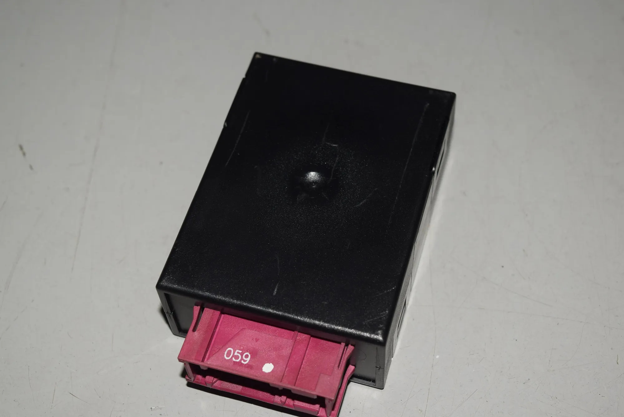 Other Control Units – OEM 8375964 · BMW 5 Touring (E39) BMW 5 Touring (E39) 530 d 1999 – 3