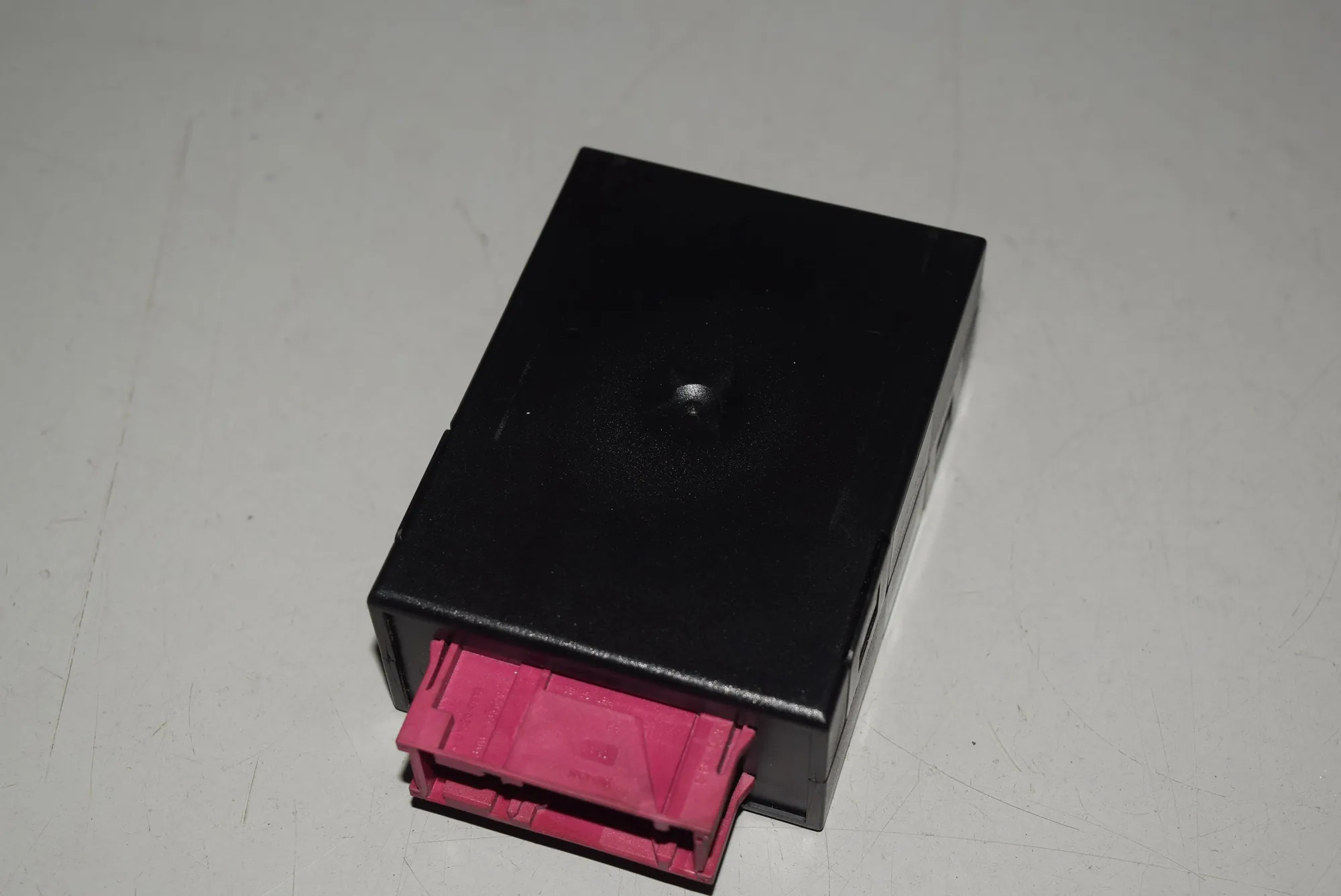 Other Control Units – OEM 8375964 · BMW 5 Touring (E39) BMW 5 Touring (E39) 530 d 1999