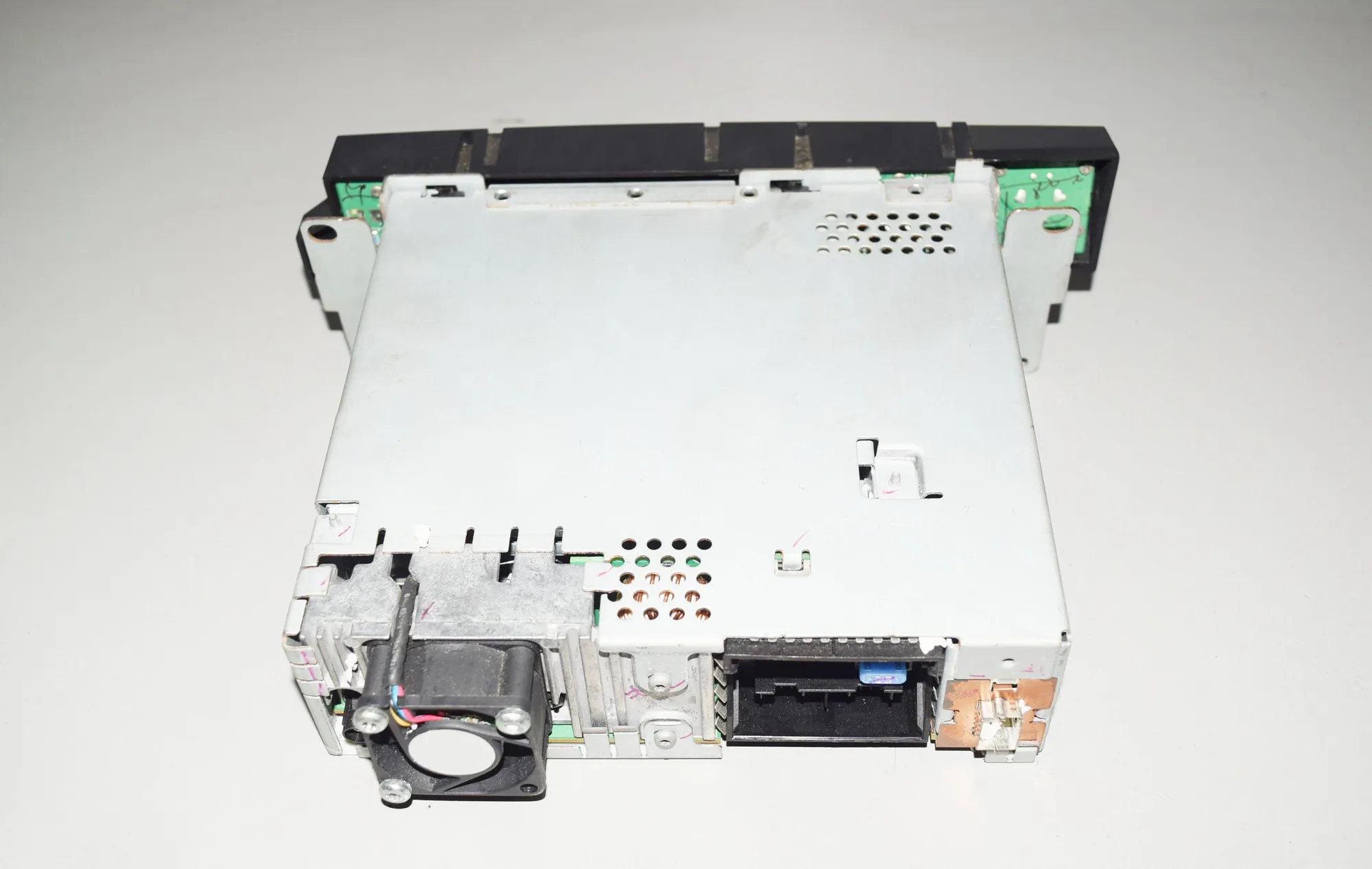 Music Radio CD Player Head Unit – OEM 9192680 · BMW 5 Touring (E61) BMW 5 Touring (E61) 520 i 2008 – 4