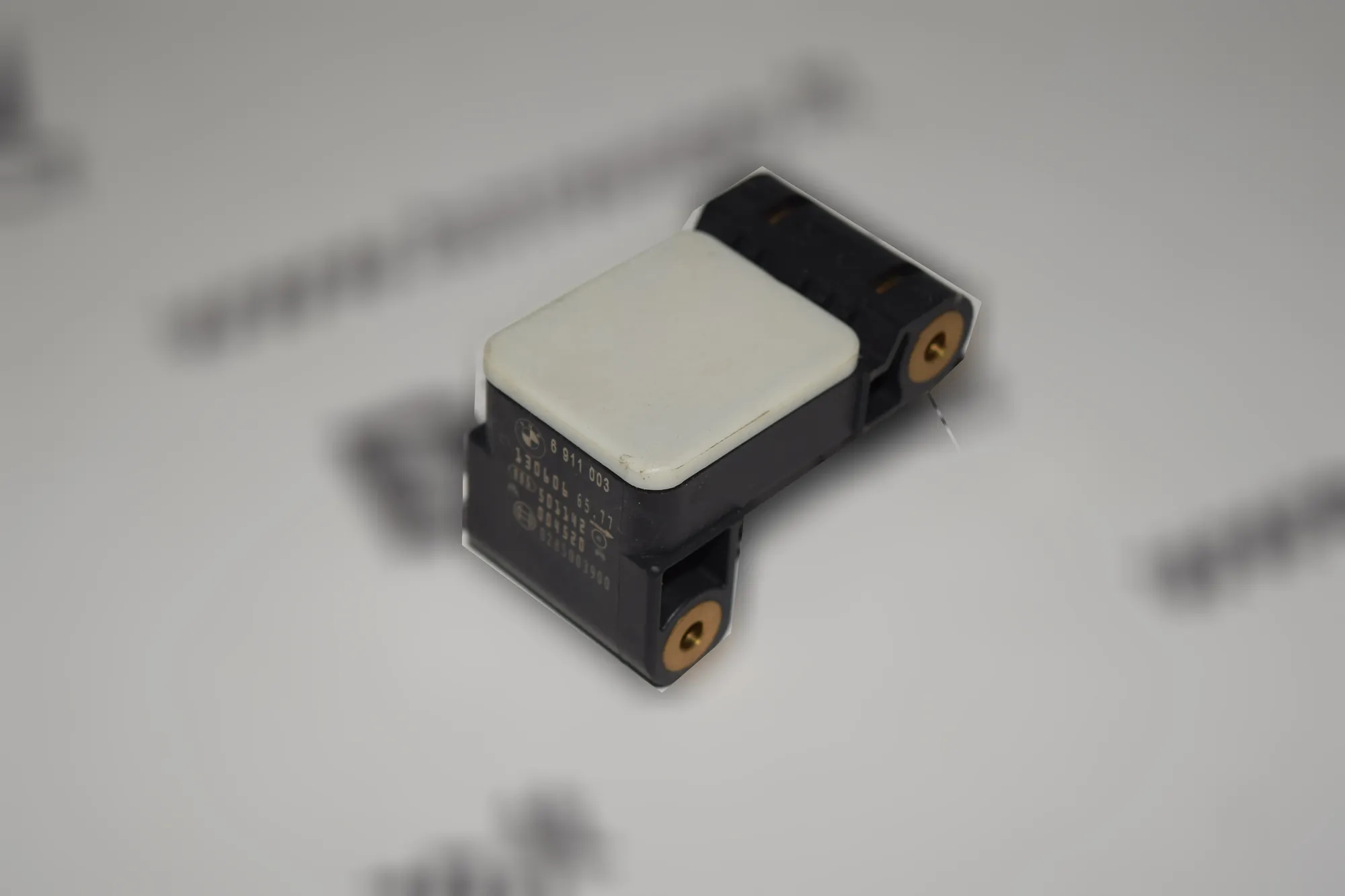 Left Side Impact Sensor – OEM 6911003 · BMW 3 (E90) 318 i 2006 – 3