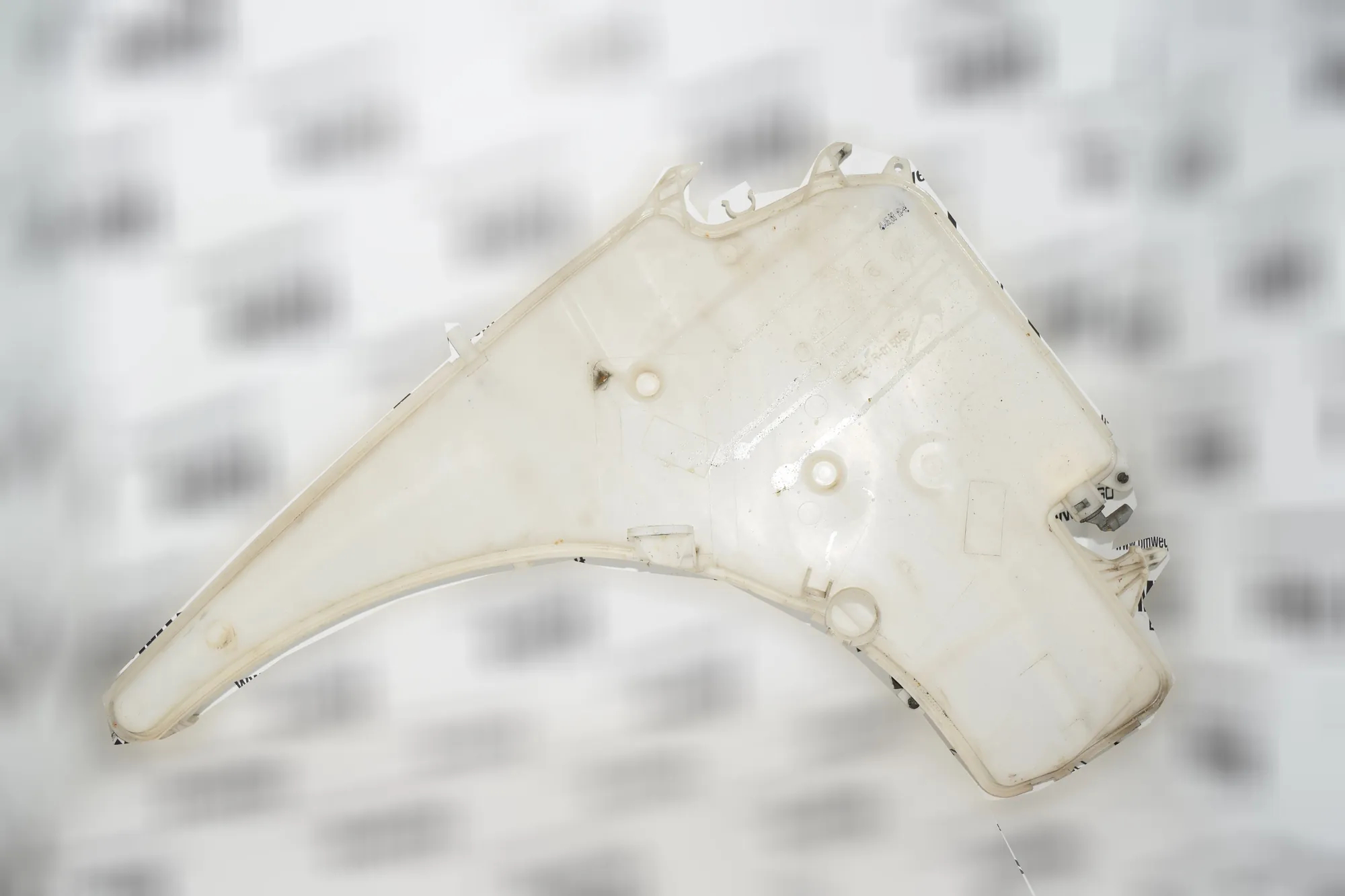 Window Washer Tank – OEM 7068996 · BMW 3 (E90) 318 i 2006 – 2