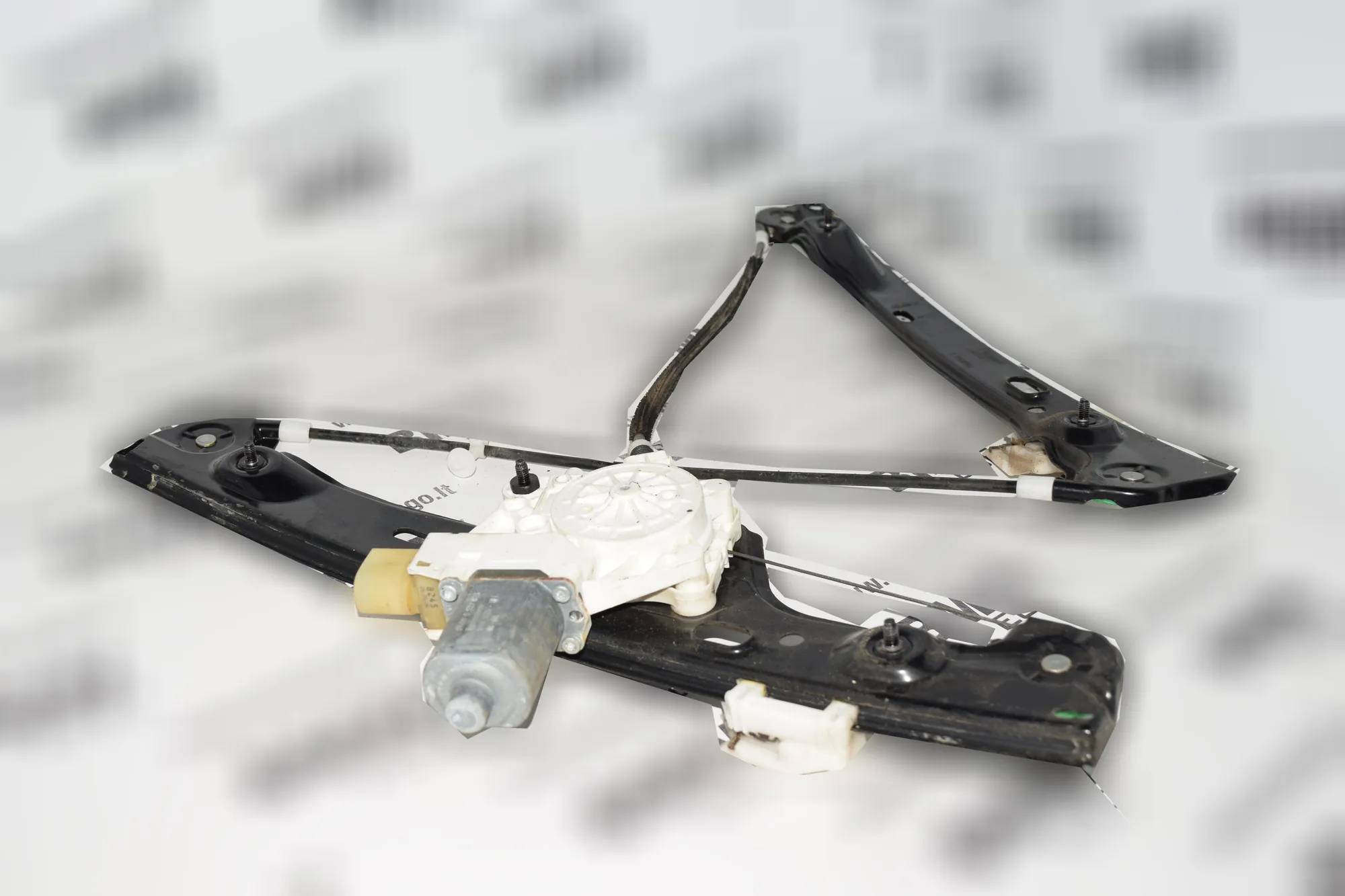 Front Right Door Window Regulator – OEM 6927028 · BMW 3 (E90) 318 i 2006 – 2