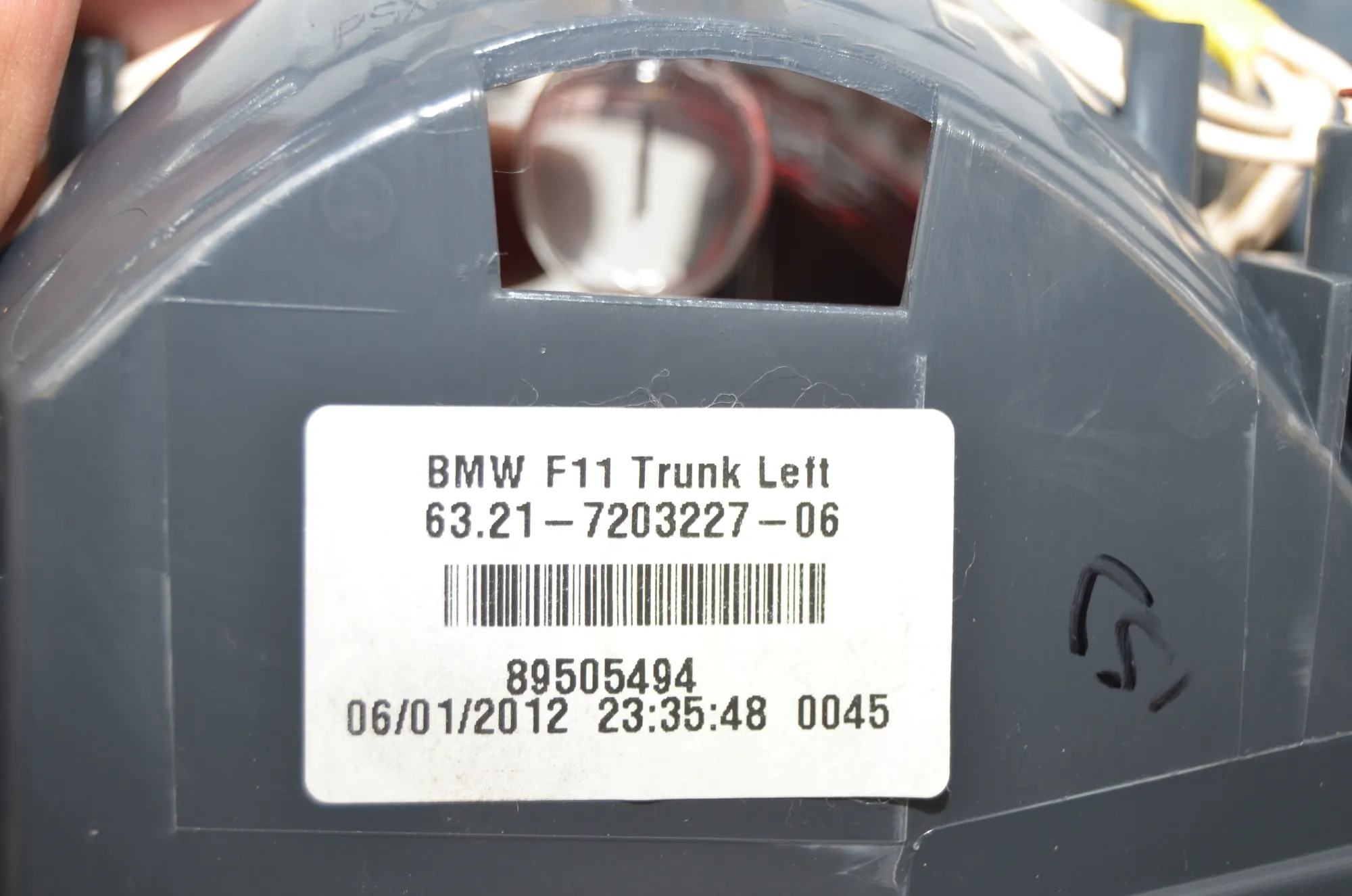 Rear Tail Light Set – OEM 7203227 · BMW 5 Touring (F11) 530 d xDrive 2012 – 6
