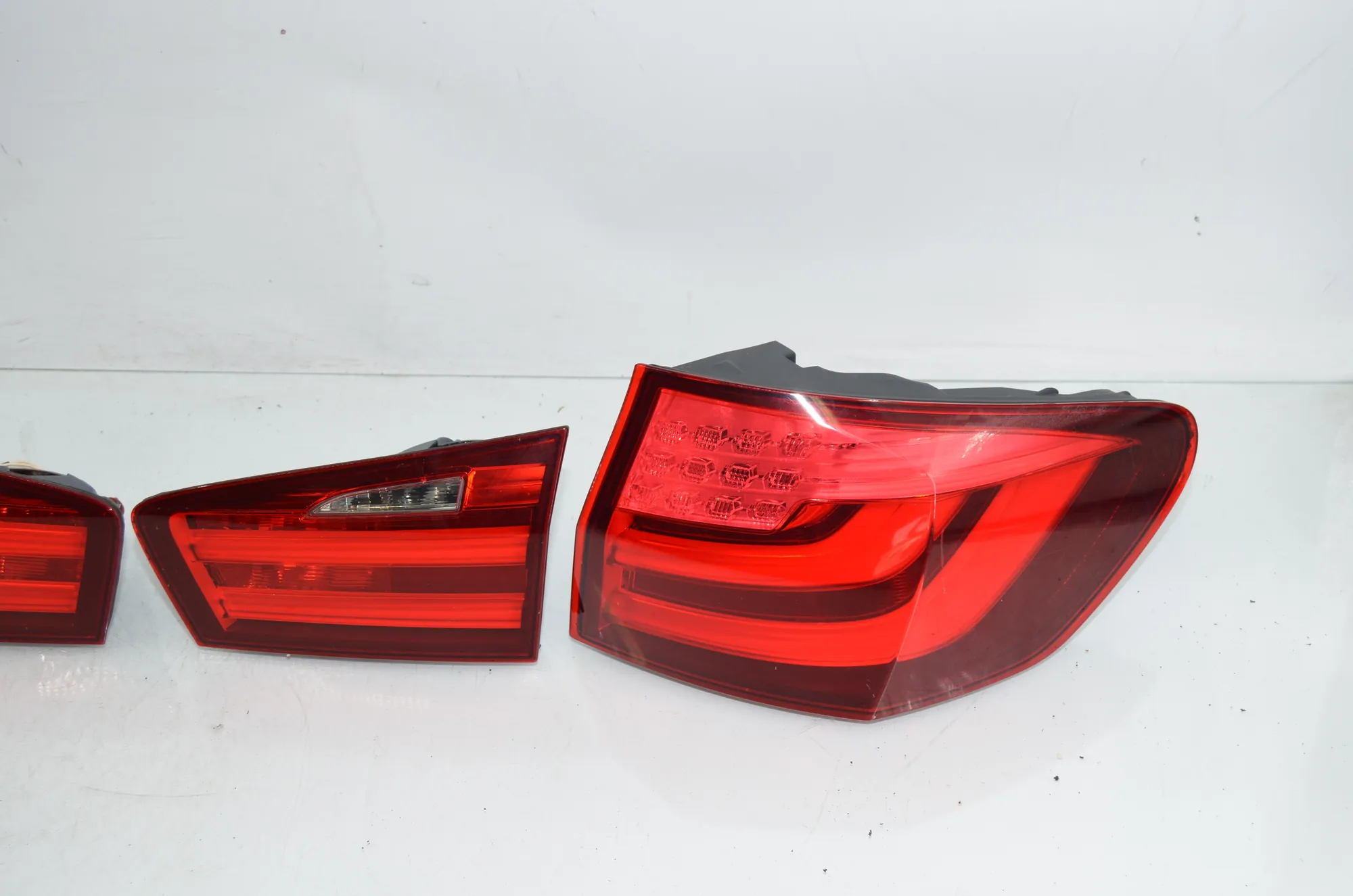 Rear Tail Light Set – OEM 7203227 · BMW 5 Touring (F11) 530 d xDrive 2012 – 2