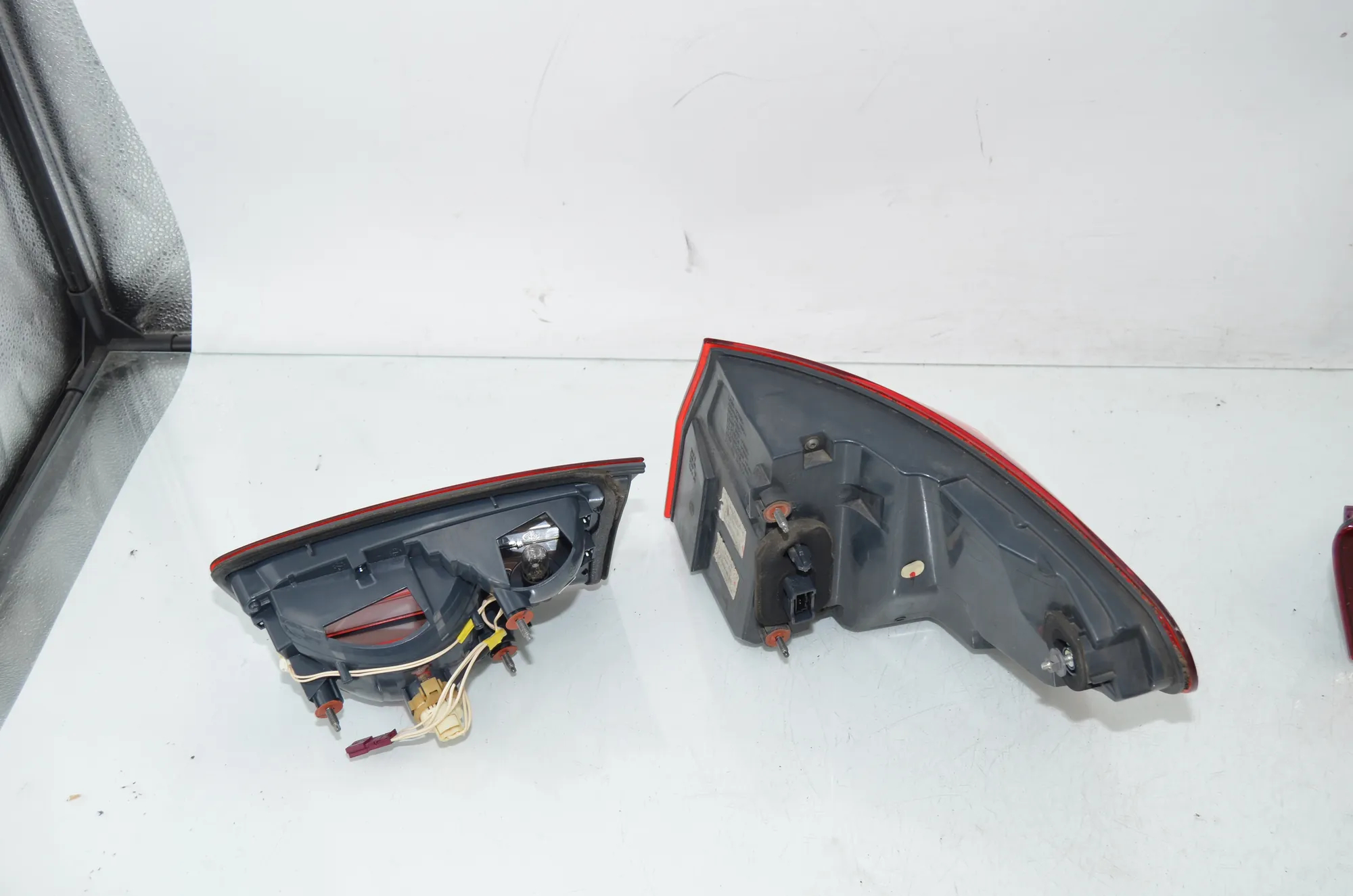 Rear Tail Light Set – OEM 7203227 · BMW 5 Touring (F11) 530 d xDrive 2012 – 4