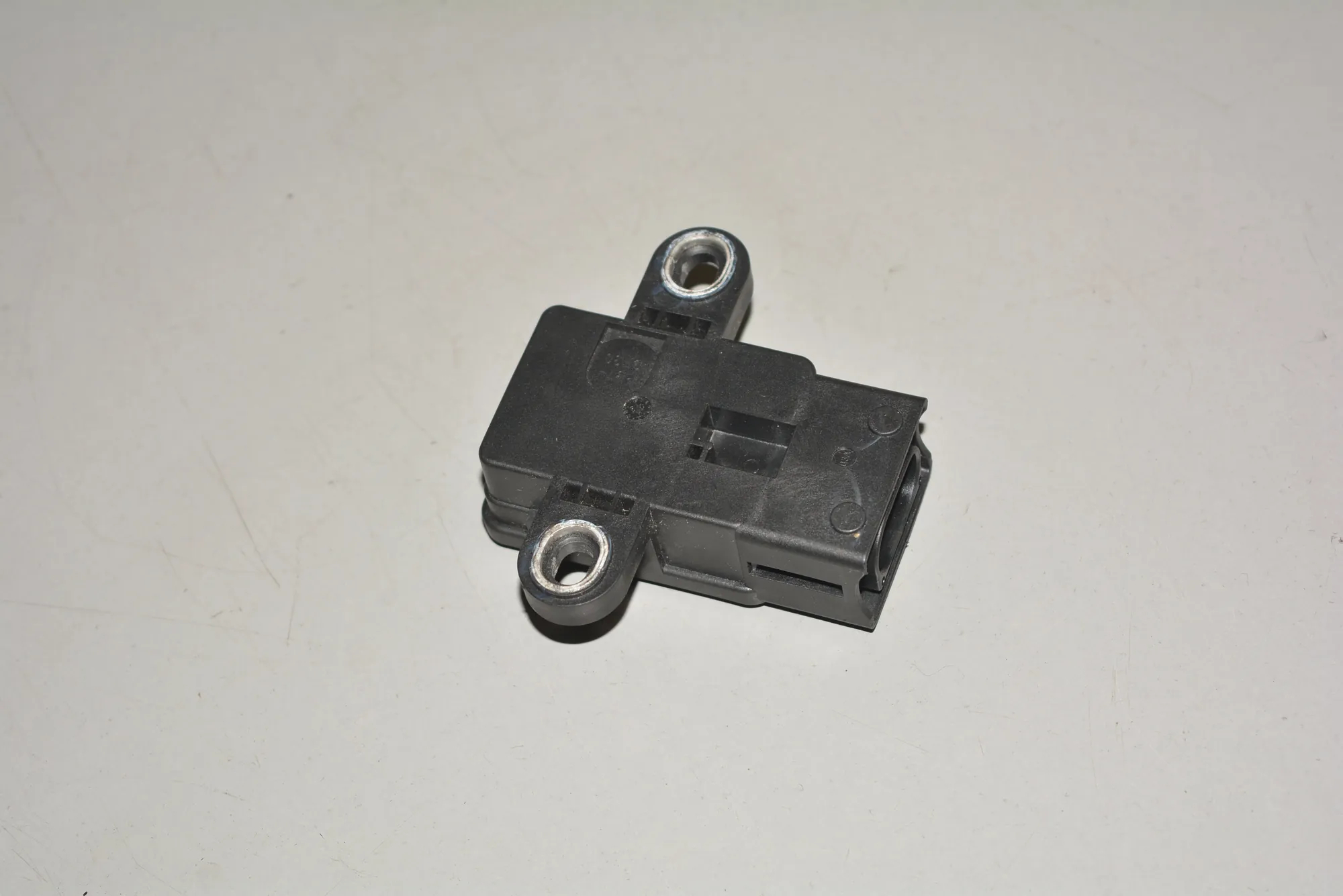 Acceleration Sensor – OEM 6753694 · BMW 5 Touring (E39) 530 i 2002