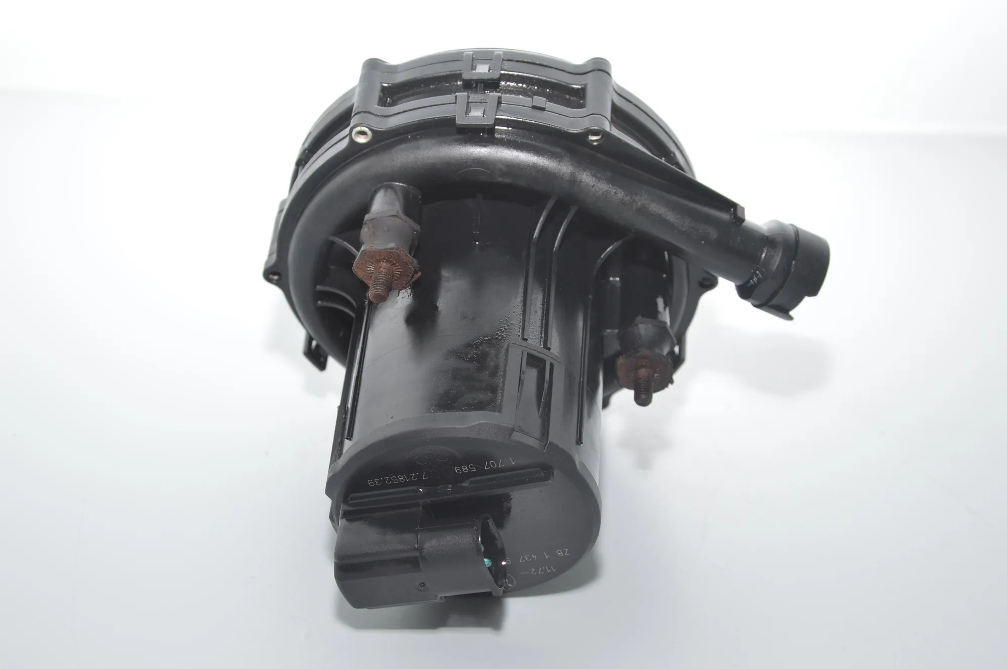 Other Engine Compartment Parts – OEM 1707589 · BMW X5 (E53) 4.6 is 2002 – 5