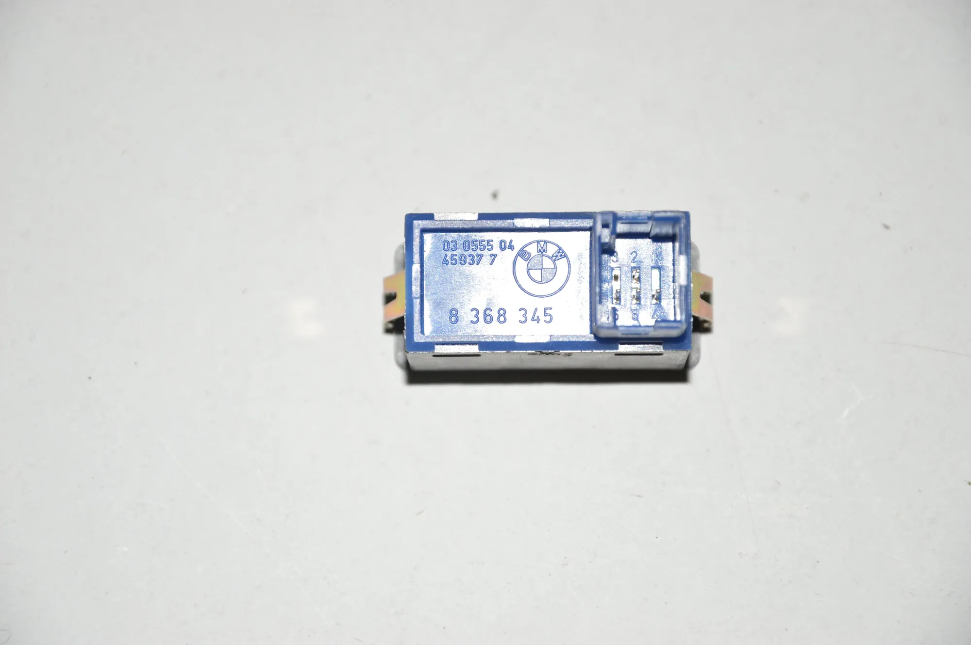 Switches – OEM 8368345 · BMW X5 (E53) 4.6 is 2002 – 2