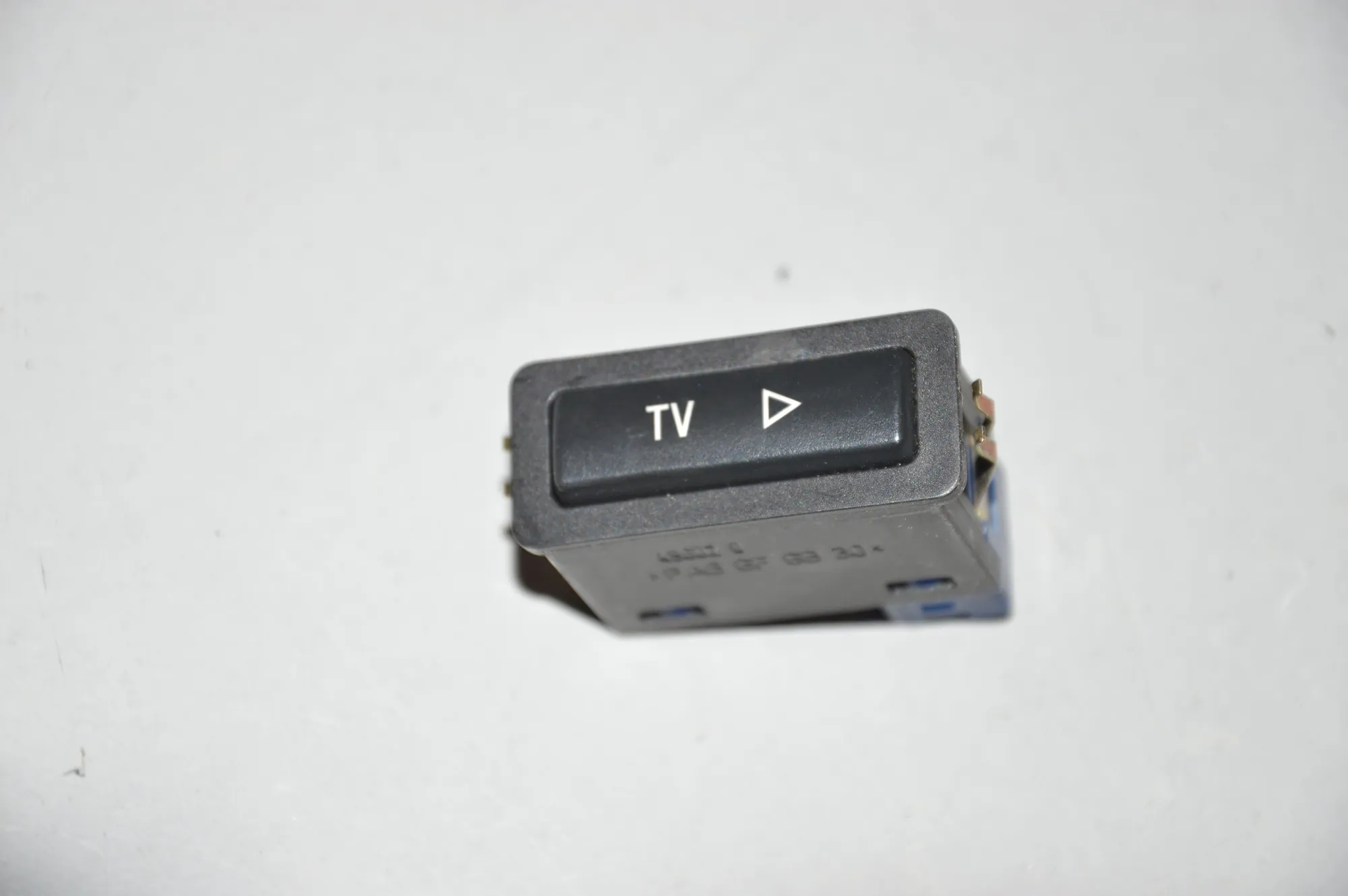 Switches – OEM 8368345 · BMW X5 (E53) 4.6 is 2002
