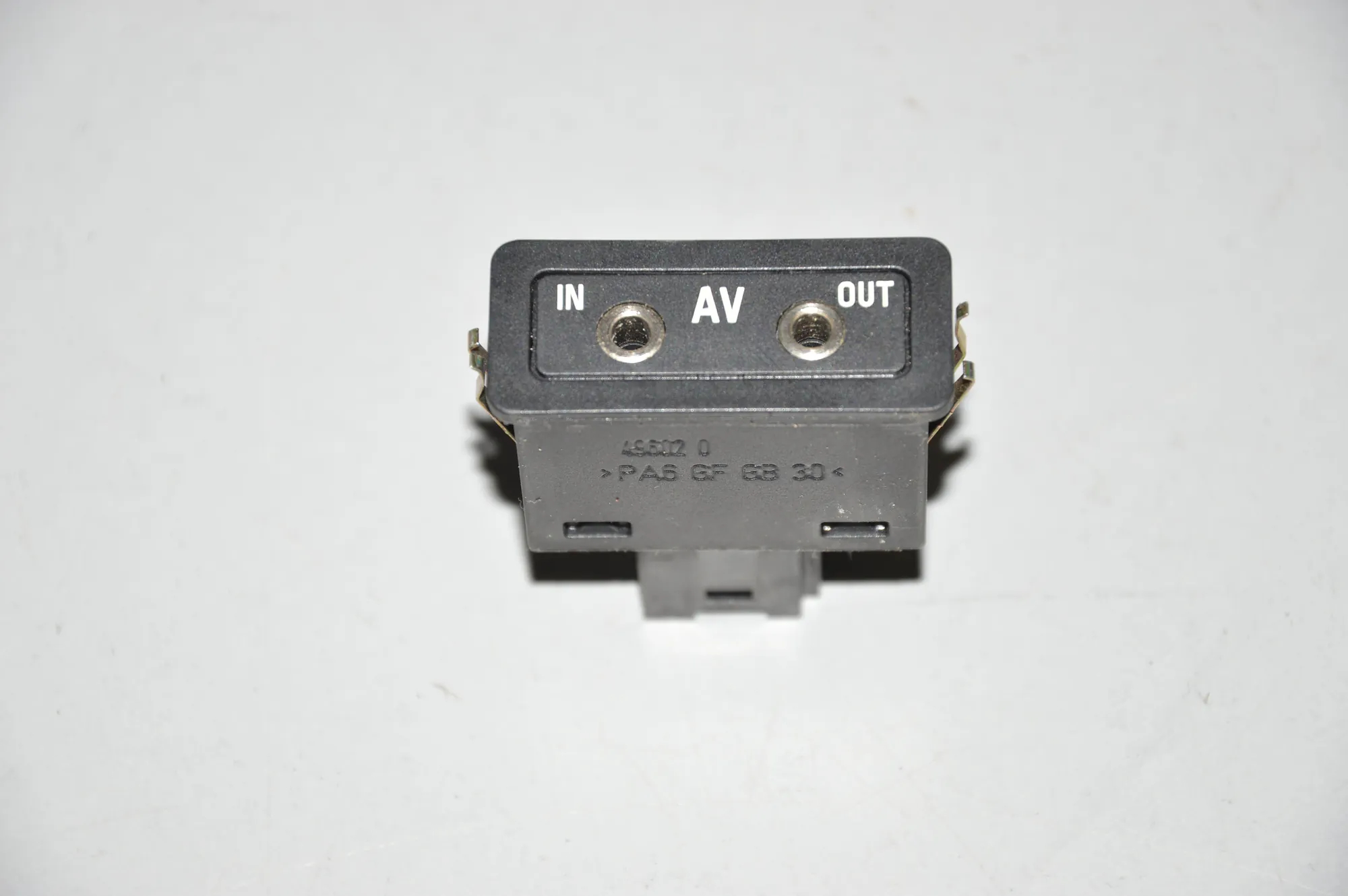 USB/AUX-In Socket Port – OEM 8368346 · BMW X5 (E53) 4.6 is 2002