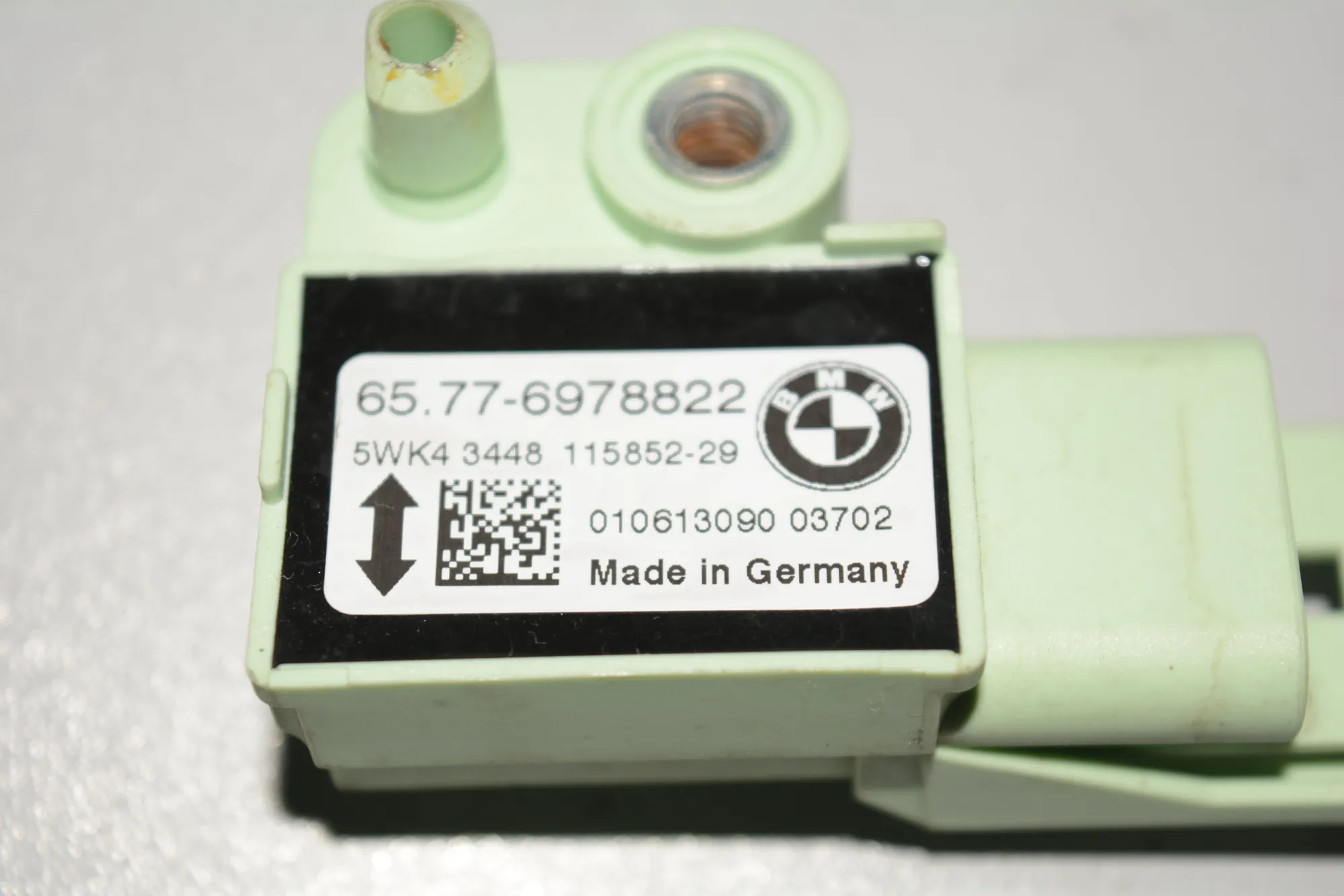 Front Right Impact Sensor – OEM 6978822 · BMW 5 Touring (E61) 530 d 2006 – 2