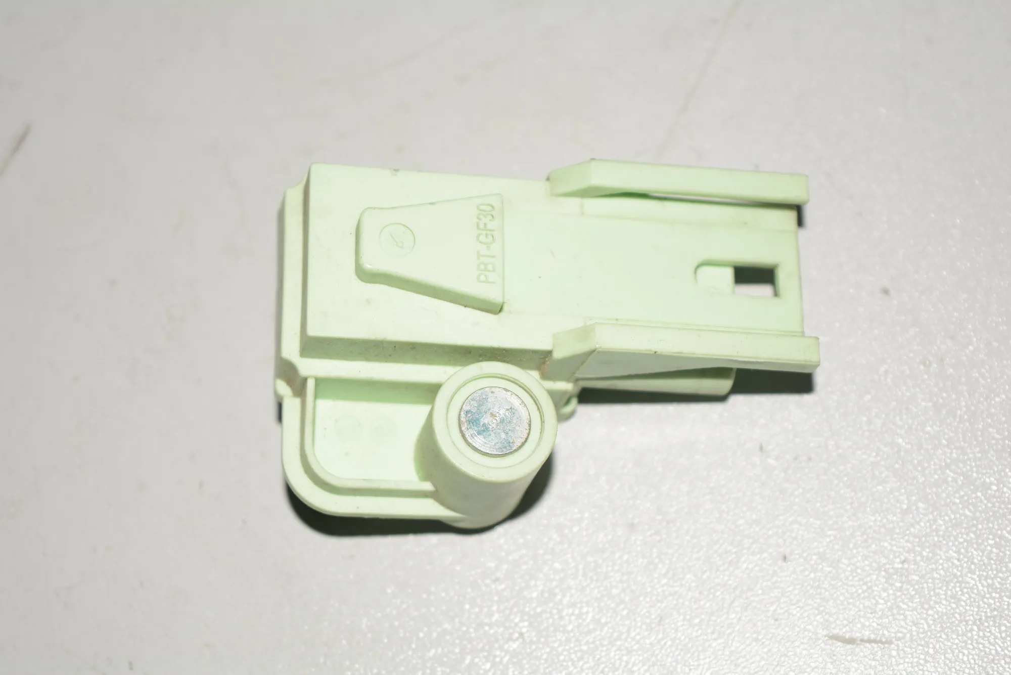 Front Right Impact Sensor – OEM 6978822 · BMW 5 Touring (E61) 530 d 2006 – 4