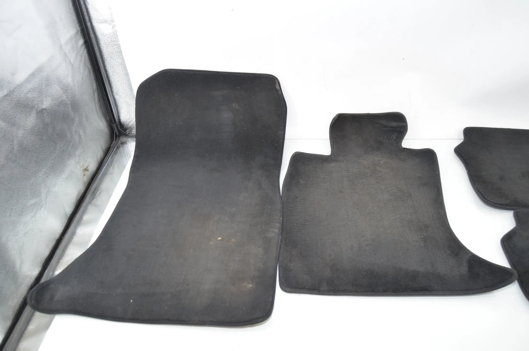 Floor Mat Set – OEM 7220450 · BMW 5 Touring (F11) 530 d xDrive 2012 – 2