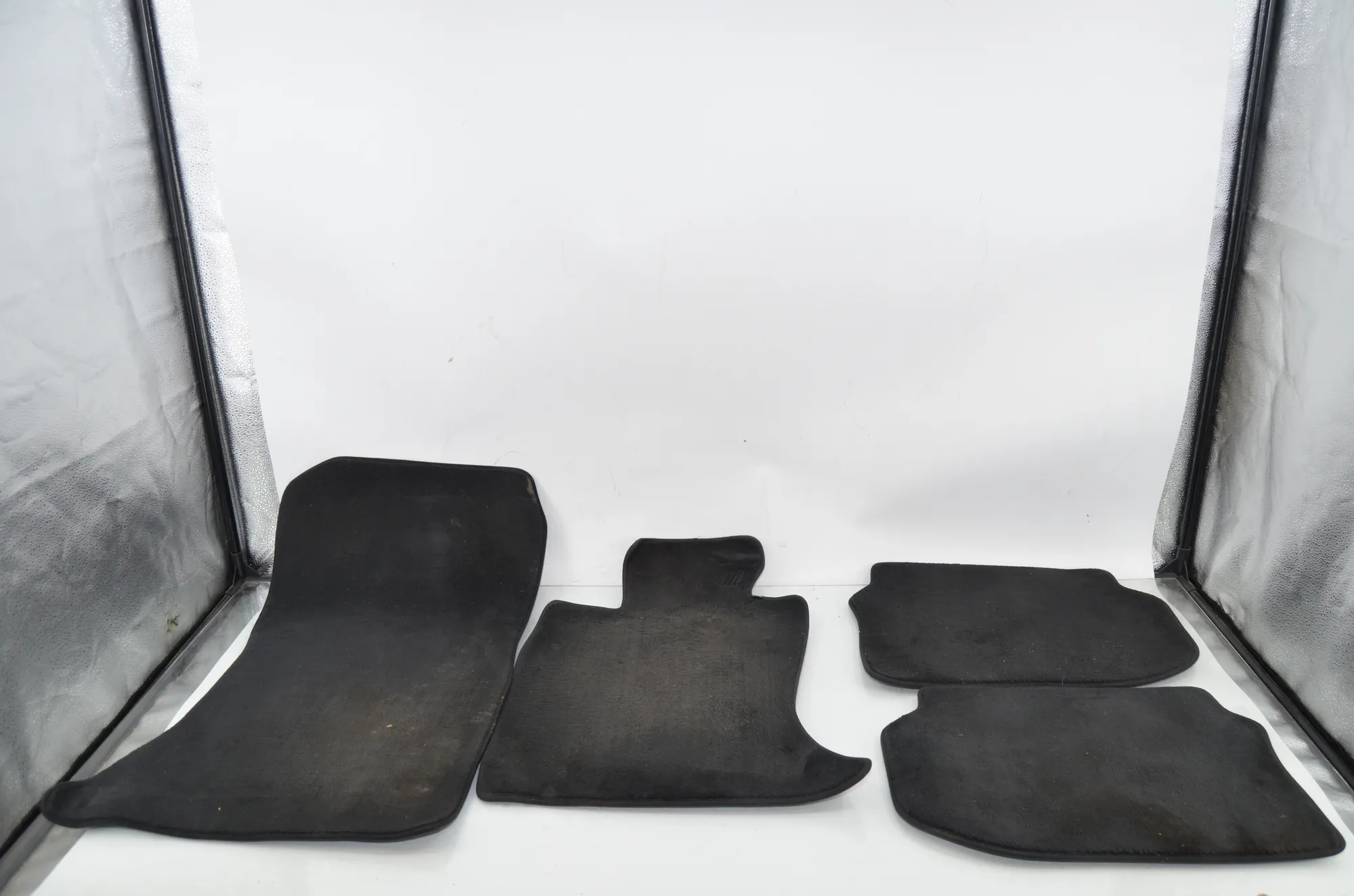 Floor Mat Set – OEM 7220450 · BMW 5 Touring (F11) 530 d xDrive 2012