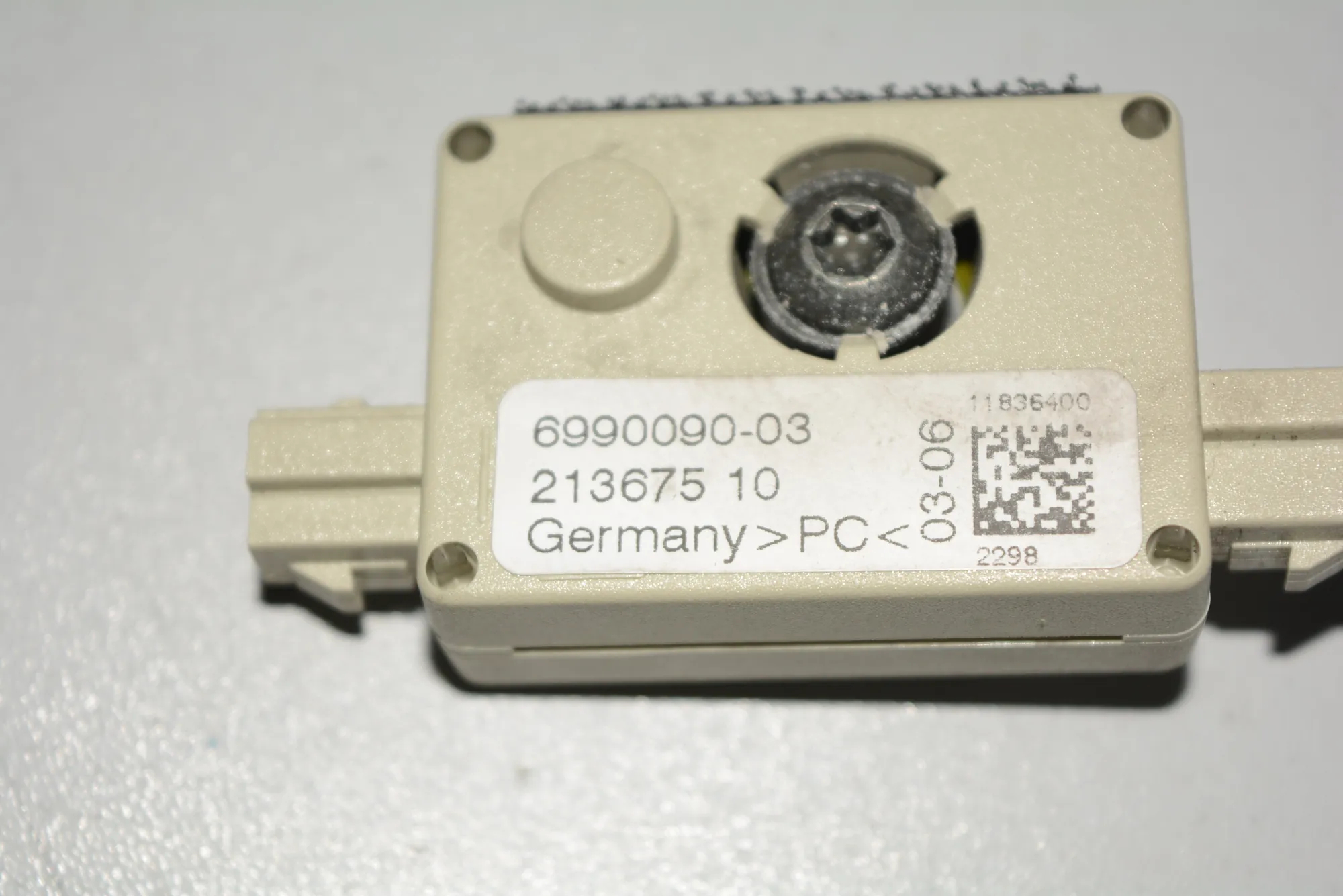 Antenna Amplifier – OEM 6990090 · BMW 5 Touring (E61) 530 d 2006 – 5