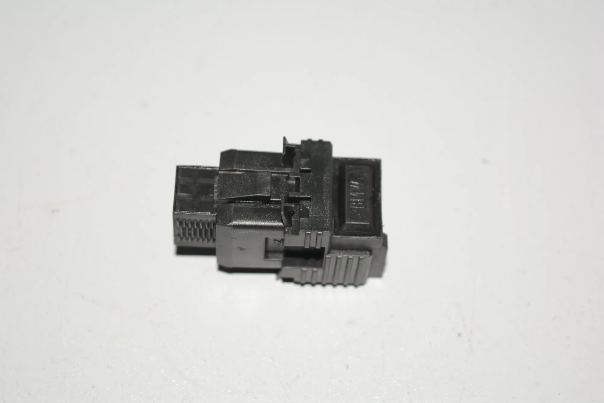 Other Control Units – OEM 6967601 · BMW 5 Touring (E61) 530 d 2006 – 2