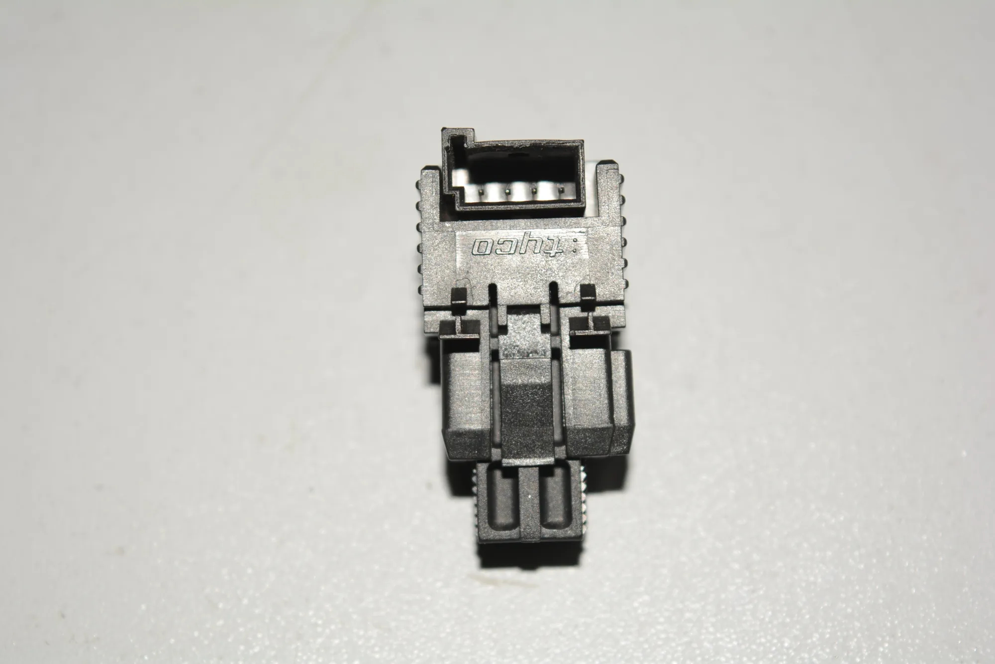 Other Control Units – OEM 6967601 · BMW 5 Touring (E61) 530 d 2006 – 3
