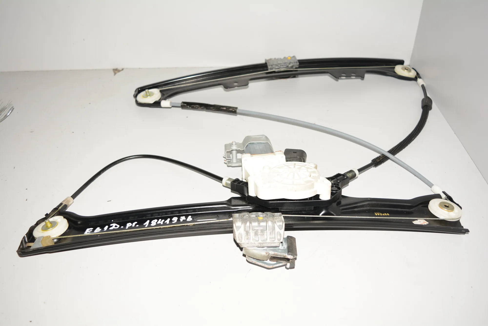 Front Right Door Window Regulator – OEM 70756687034352 · BMW 5 Touring (E61) 530 d 2006
