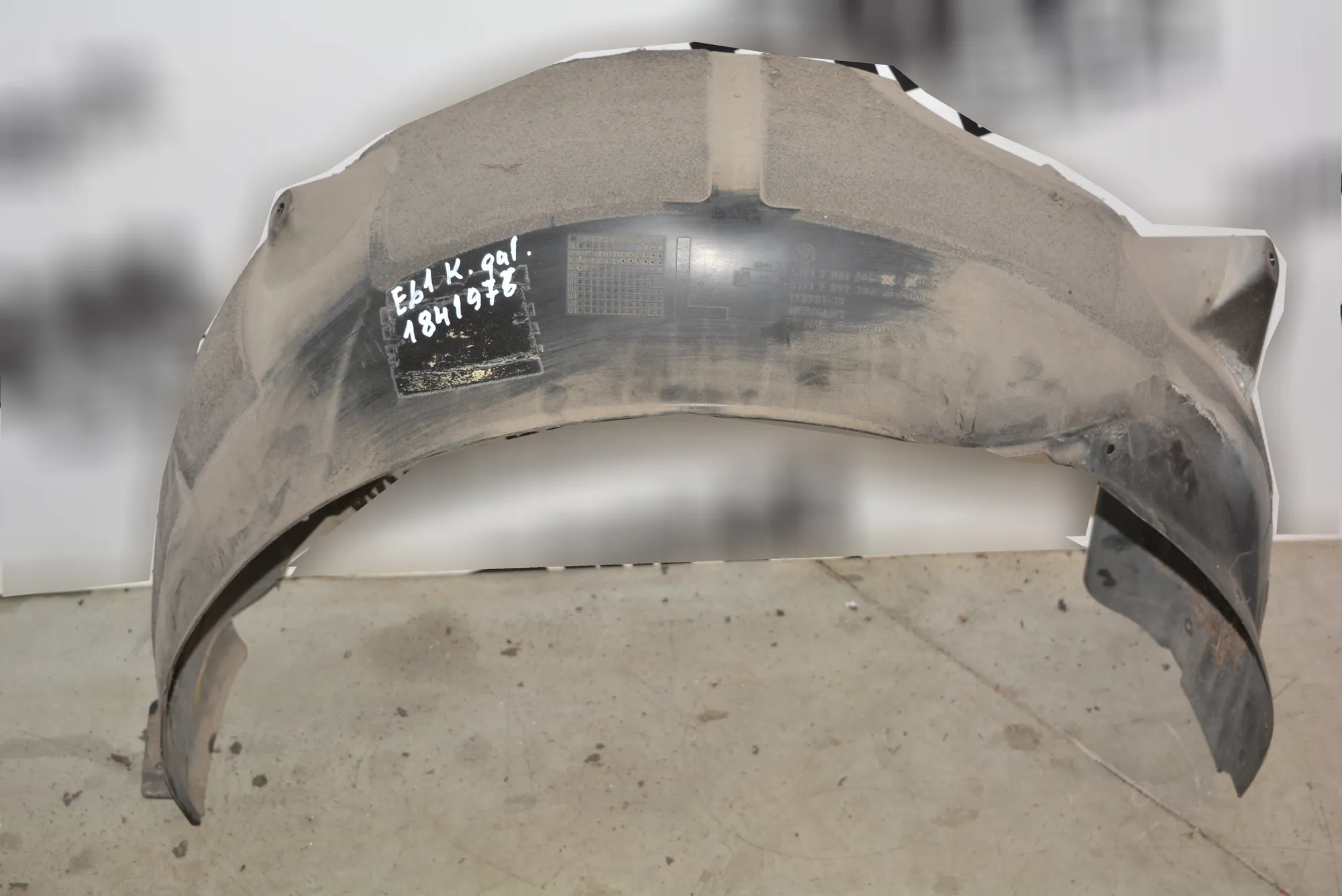 Rear Left Arch Liner – OEM 70612457897203 · BMW 5 Touring (E61) 530 d 2006 – 3