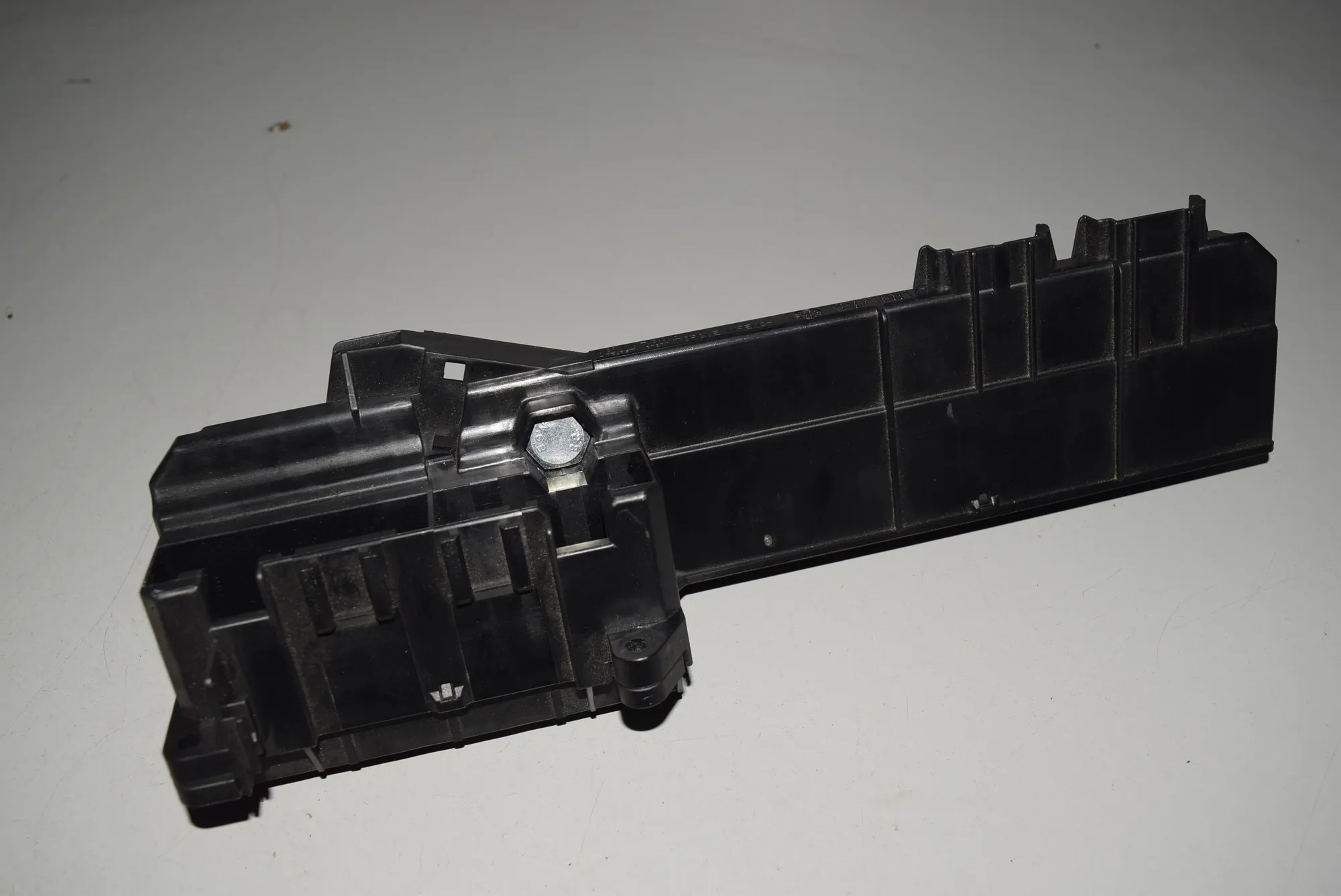 Fuse Box – OEM 61146957330 · BMW 5 (E60) BMW 5 (E60) 525 d 2006 – 2