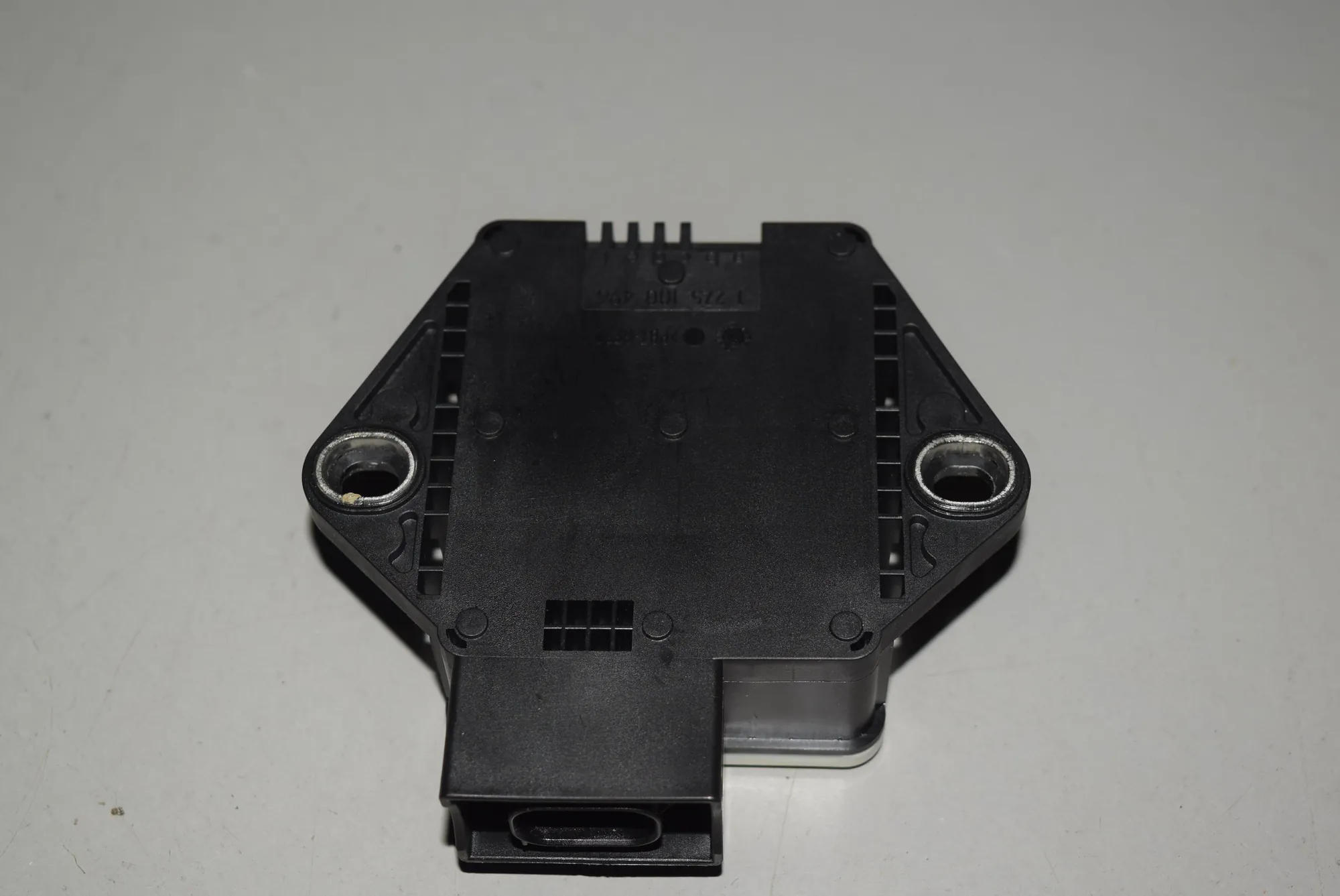 Acceleration Sensor – OEM 6774602 · BMW 5 (E60) BMW 5 (E60) 525 d 2006 – 3
