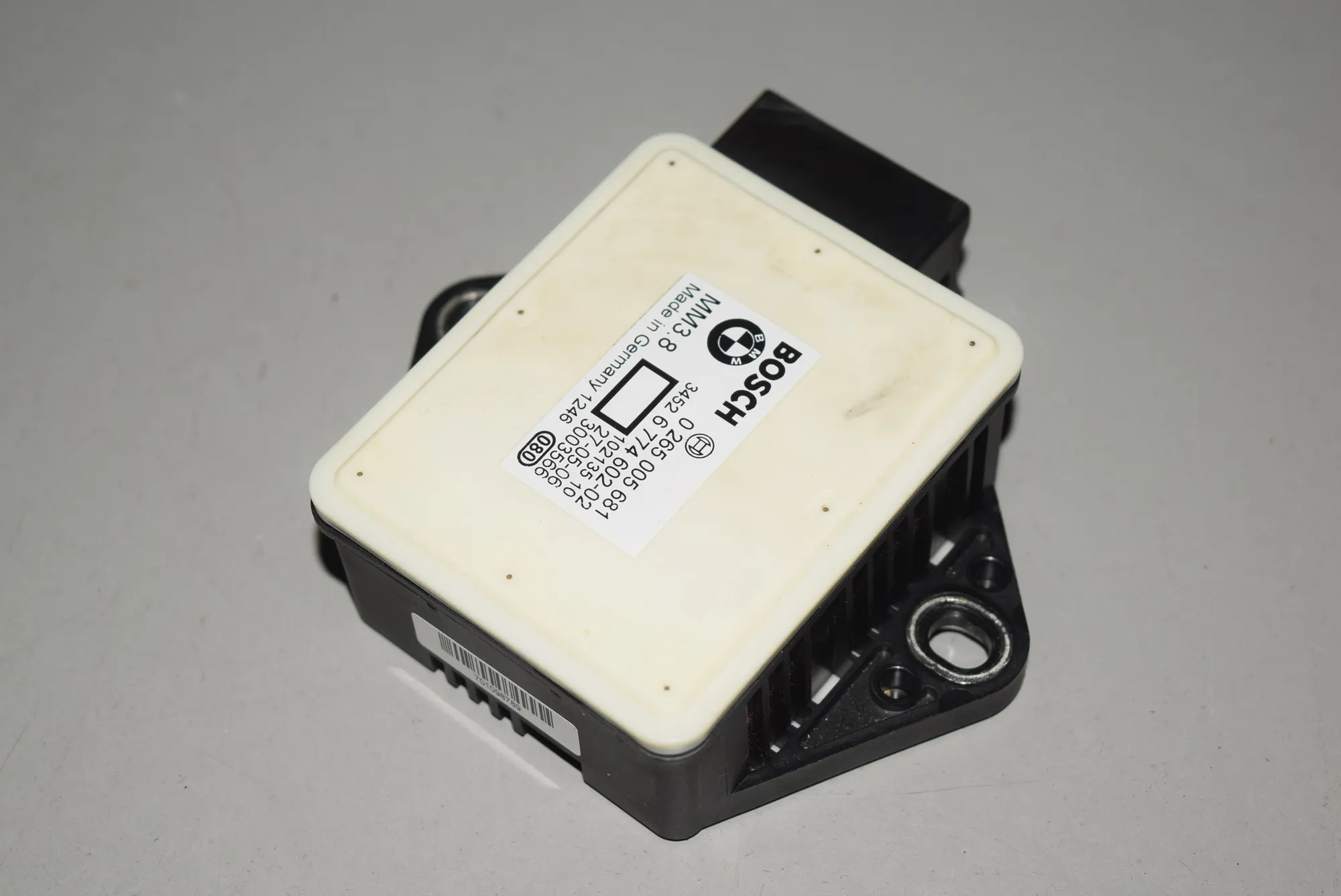 Acceleration Sensor – OEM 6774602 · BMW 5 (E60) BMW 5 (E60) 525 d 2006 – 2