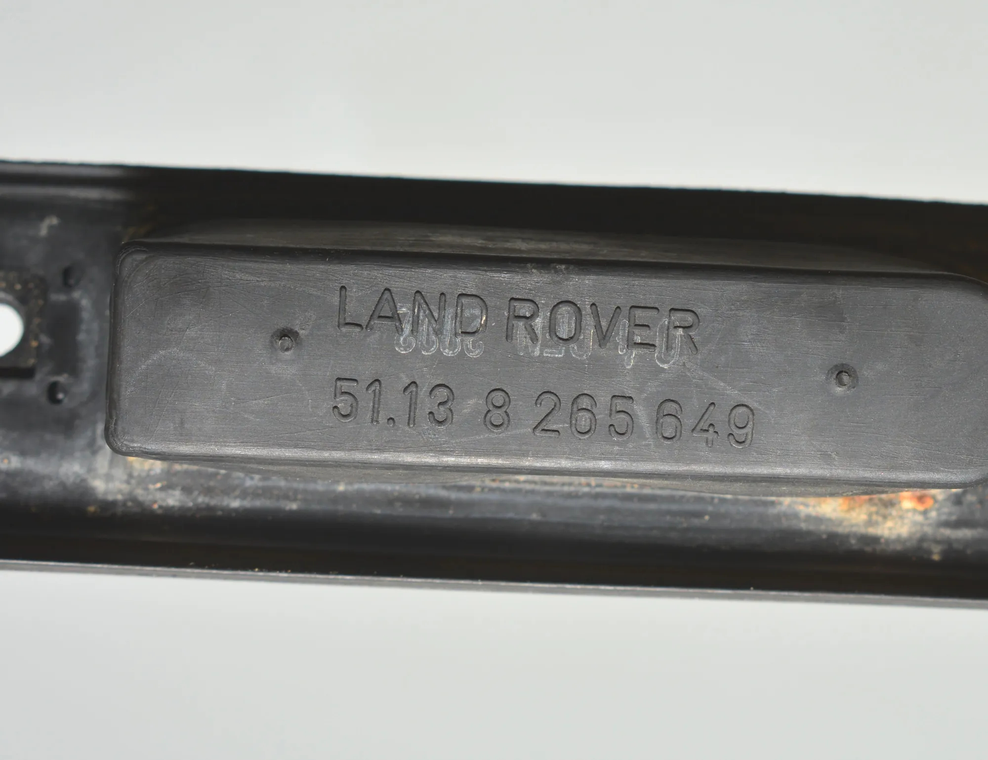 License Plate Lights – OEM 8265649 · LAND ROVER RANGE ROVER III (L322) LAND ROVER RANGE ROVER III (L322) 4.4 4x4 2002 – 6