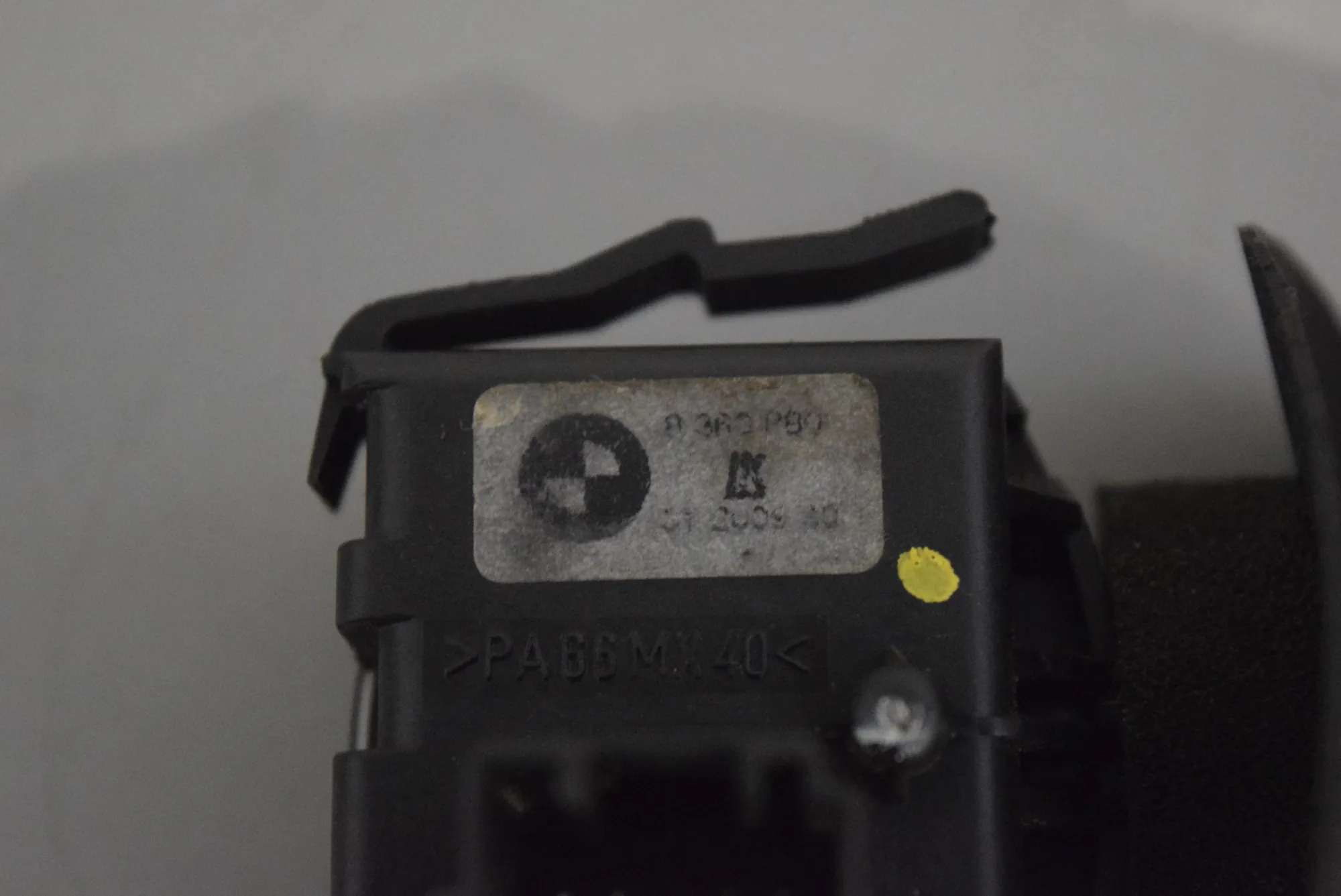 Indicator Wiper Stalk Switch – OEM 8360880 · BMW 5 Touring (E39) BMW 5 Touring (E39) 2000 – 3