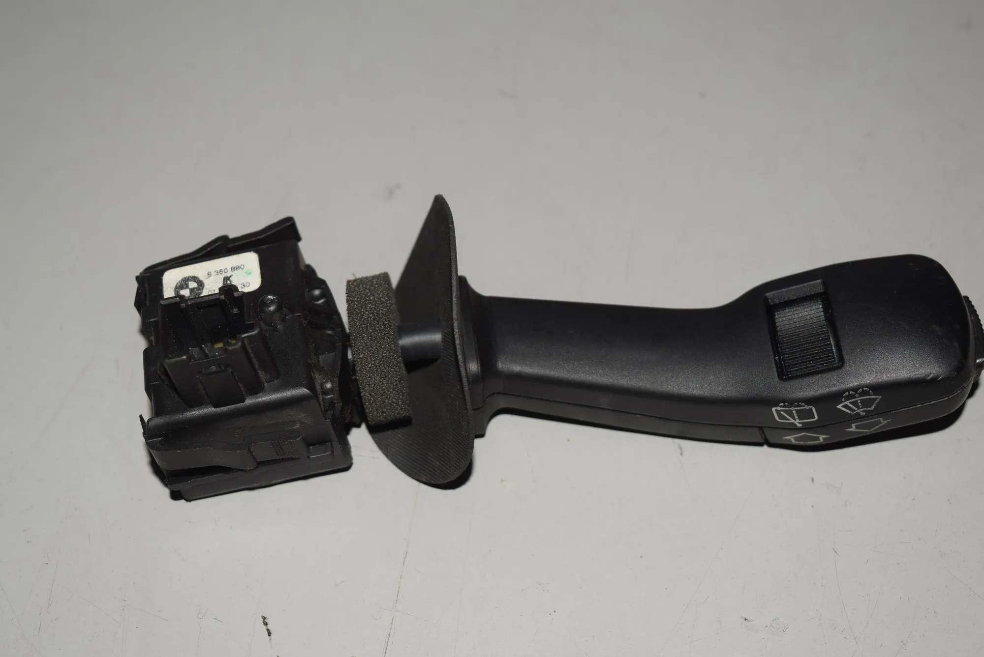 Indicator Wiper Stalk Switch – OEM 8360880 · BMW 5 Touring (E39) BMW 5 Touring (E39) 2000 – 4