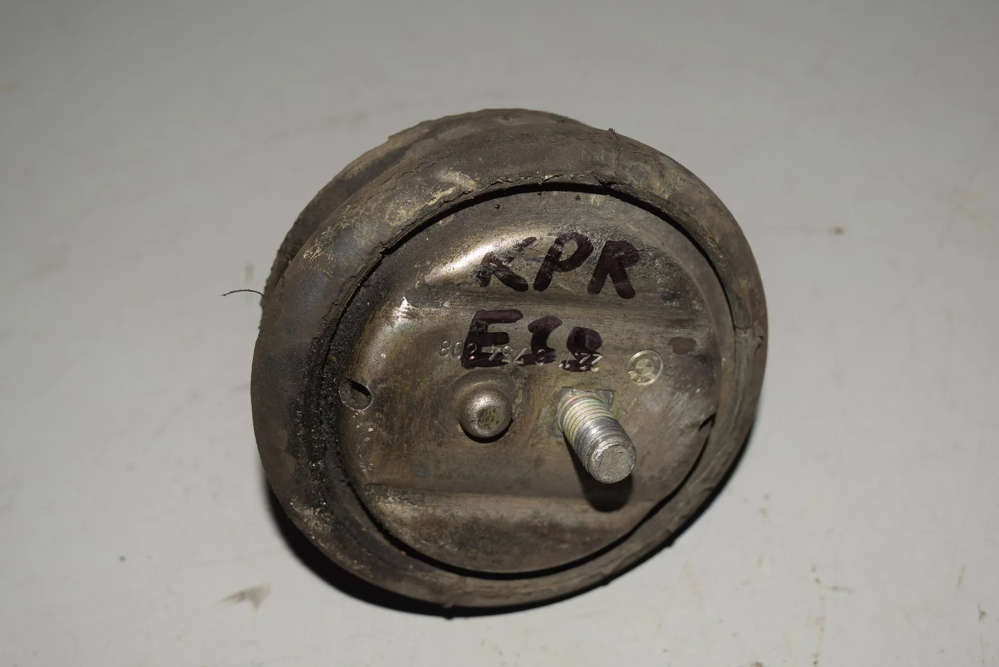 Left Side Engine Mount · BMW 5 (E39) BMW 5 (E39) 525 i 2000