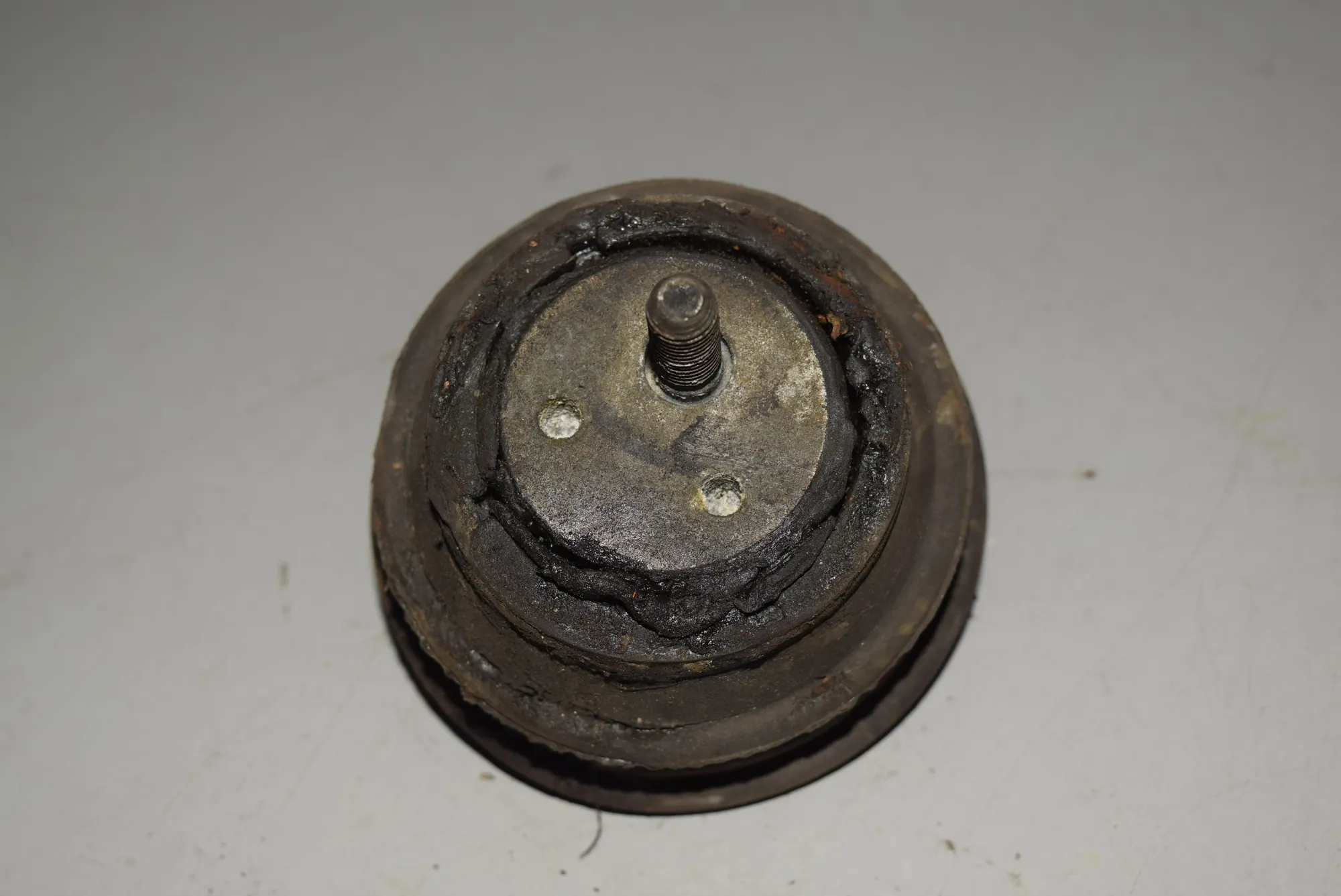 Left Side Engine Mount · BMW 5 (E39) BMW 5 (E39) 525 i 2000 – 2