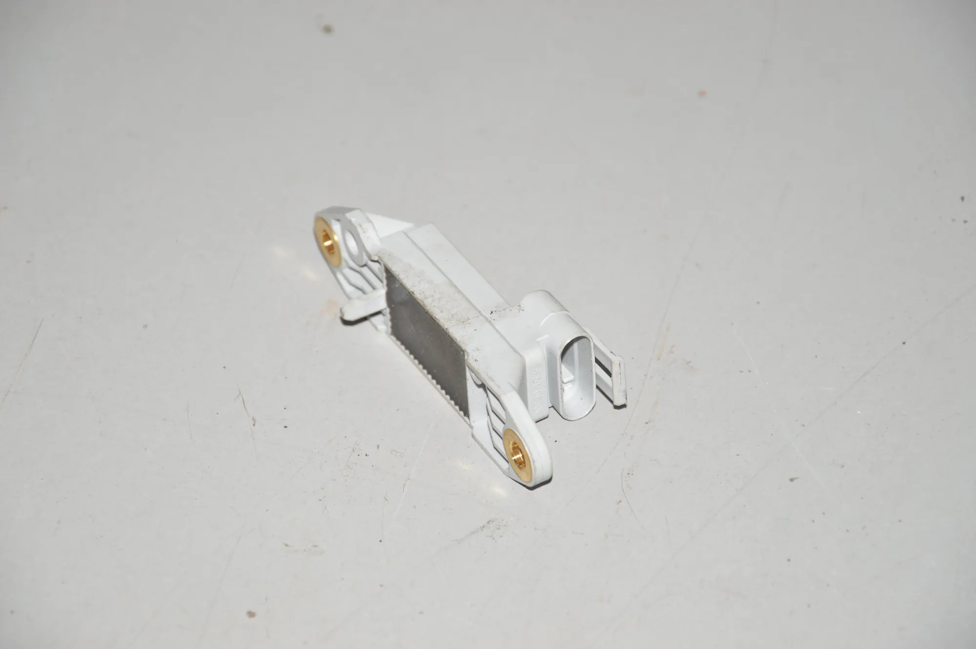 Left Side Impact Sensor – OEM 6911038 · BMW X5 (E53) 4.6 is 2002 – 2