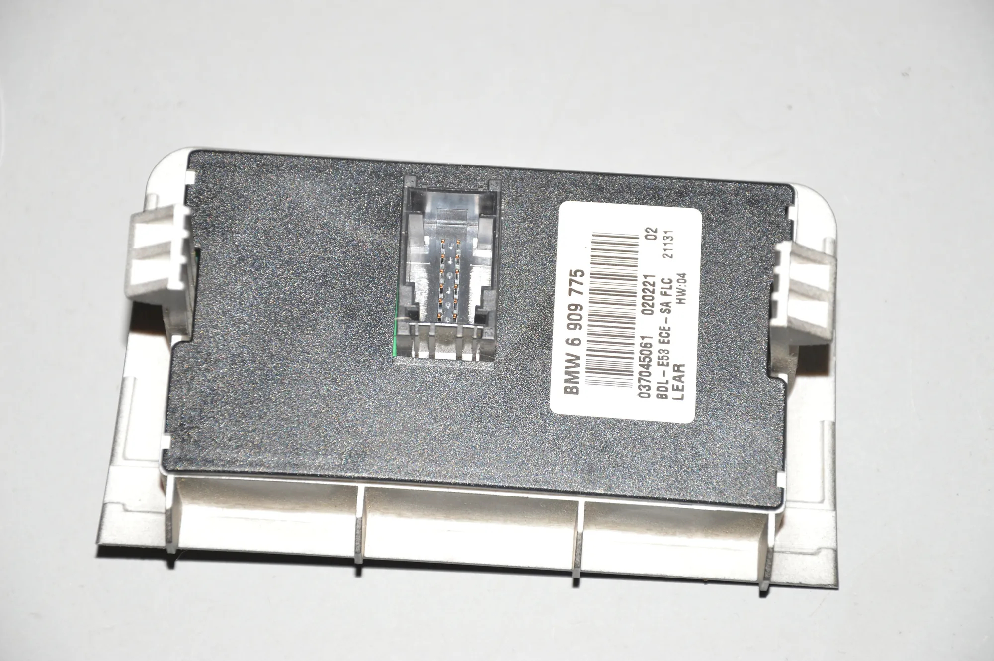Headlight Switch Control Unit – OEM 6909775 · BMW X5 (E53) 4.6 is 2002 – 2