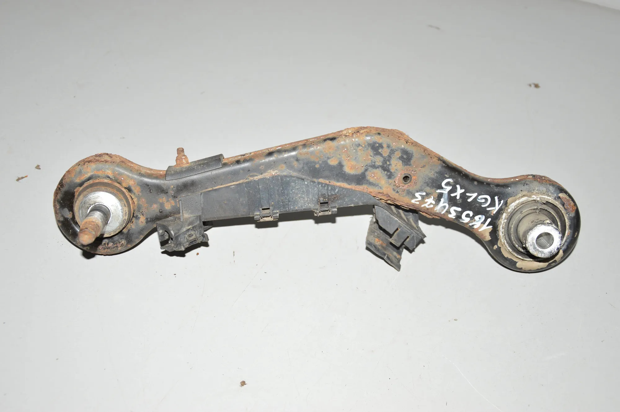 Rear Left Control Arm · BMW X5 (E53) 4.6 is 2002