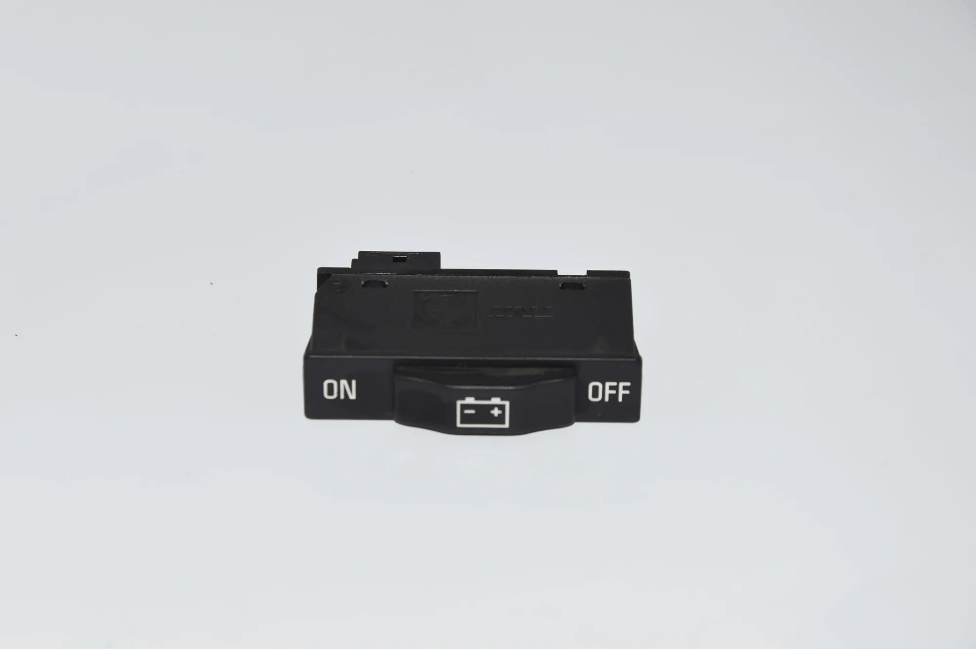 Other Control Units – OEM 8379594 · BMW 7 (E65, E66, E67) BMW 7 (E65, E66, E67) 2005