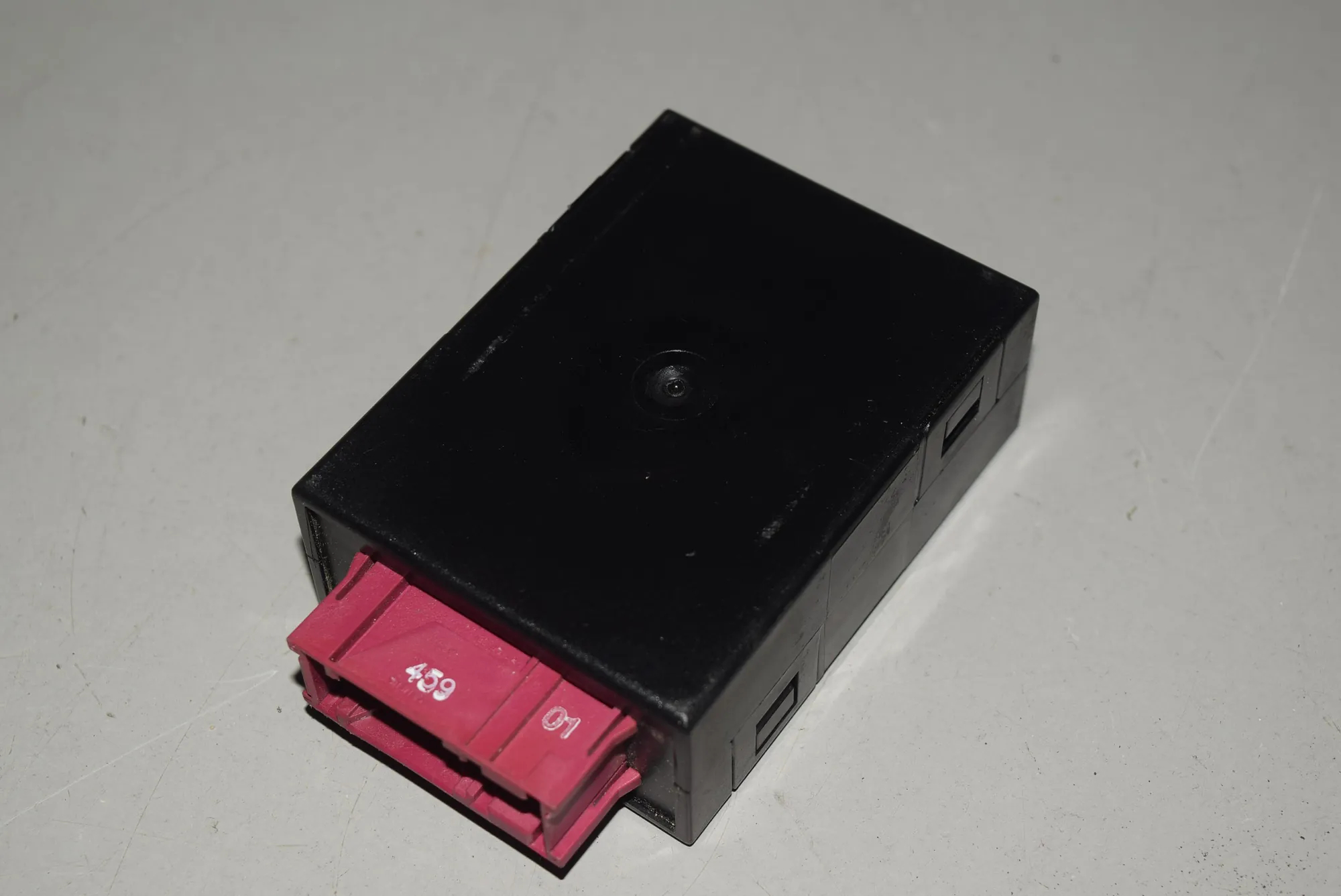 Other Control Units – OEM 8375964 · BMW 5 (E39) BMW 5 (E39) 2000 – 2