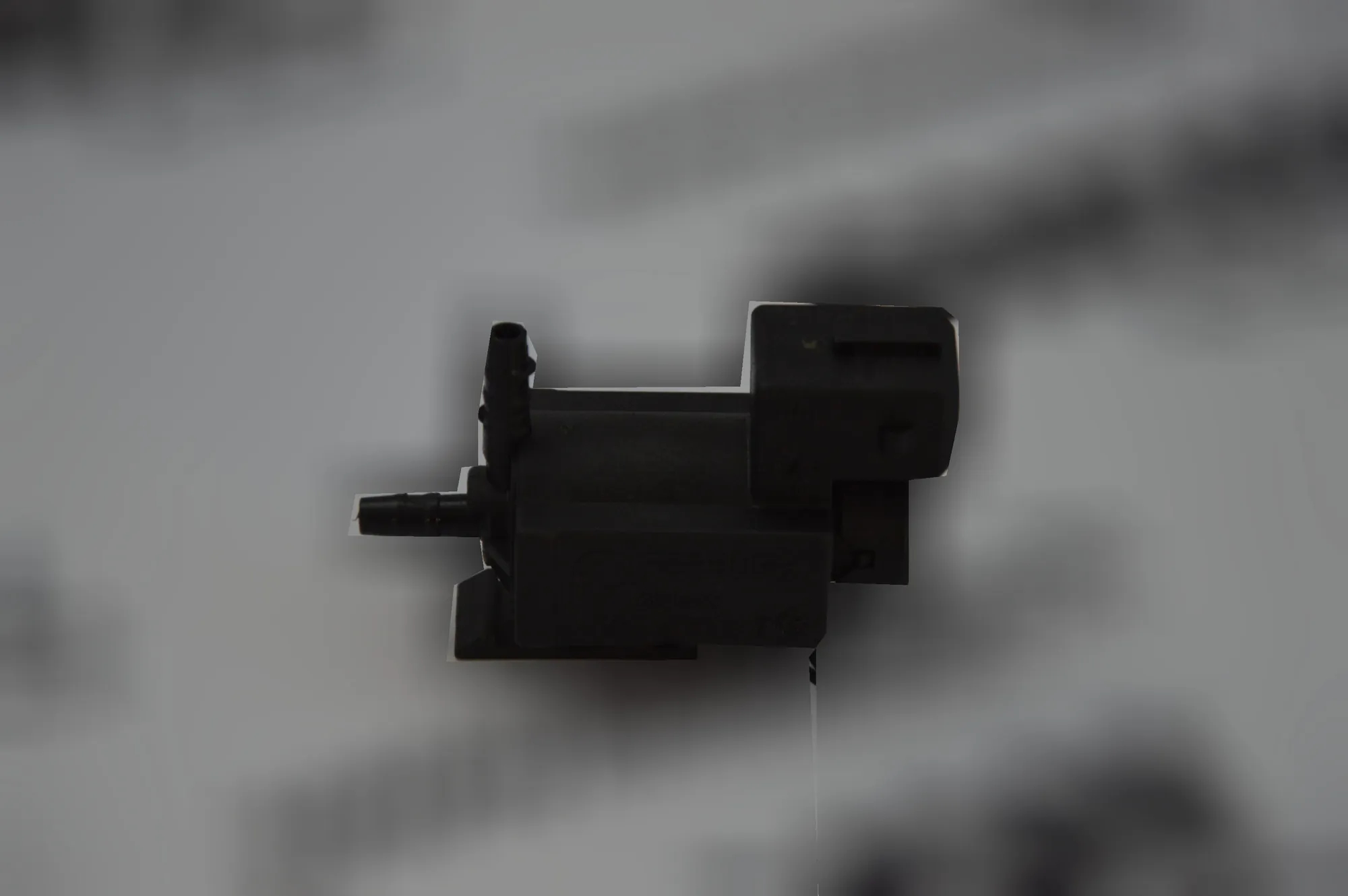 Solenoid Valve – OEM 1742712 · BMW 5 Touring (E61) BMW 5 Touring (E61) 530 d 2006 – 3