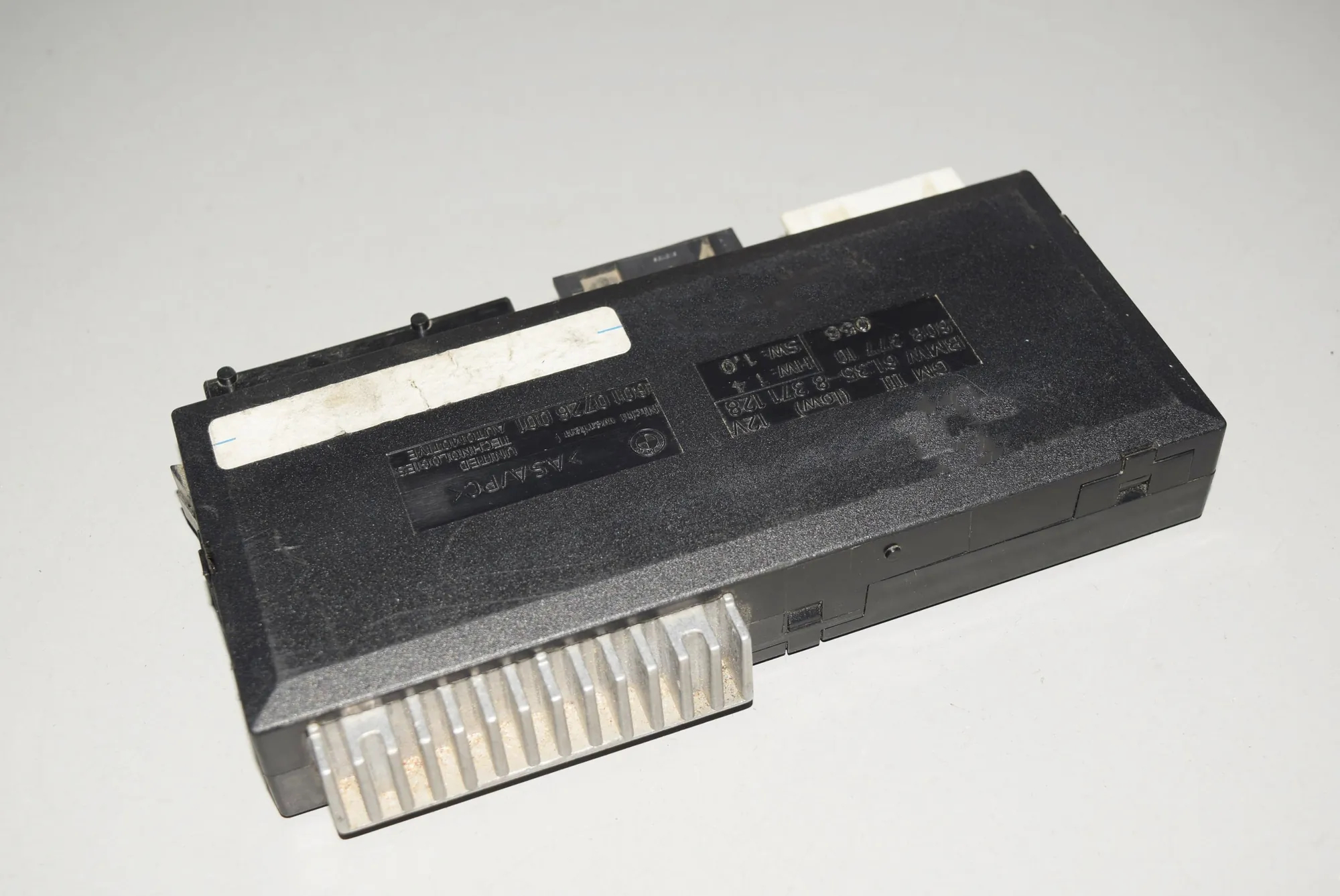 Comfort Control Unit – OEM 8371128 · BMW 5 (E39) BMW 5 (E39) 528 i 2000 – 3