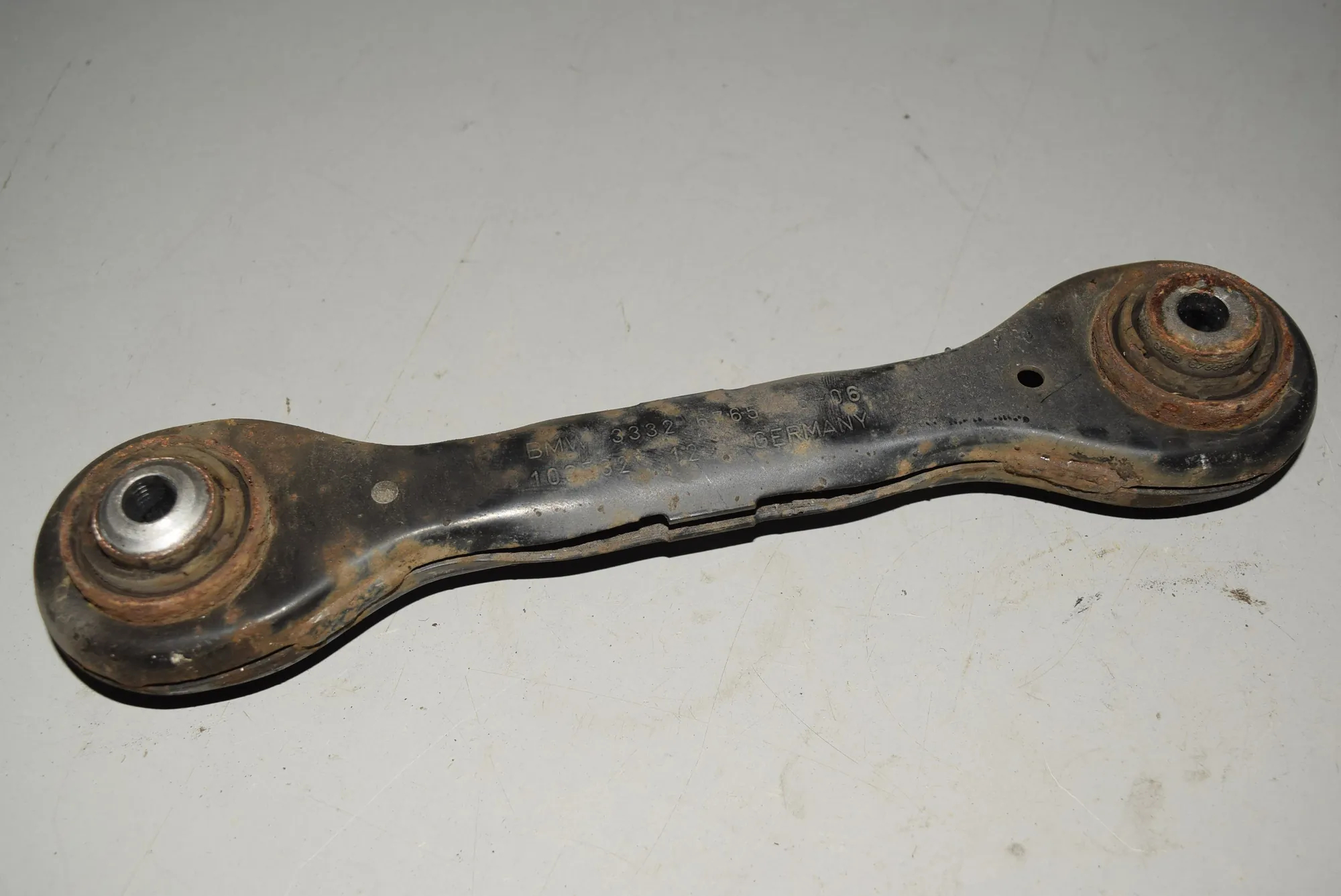 Rear Left Control Arm – OEM 6765425 · BMW 1 (E87) BMW 1 (E87) 120 d 2005 – 2
