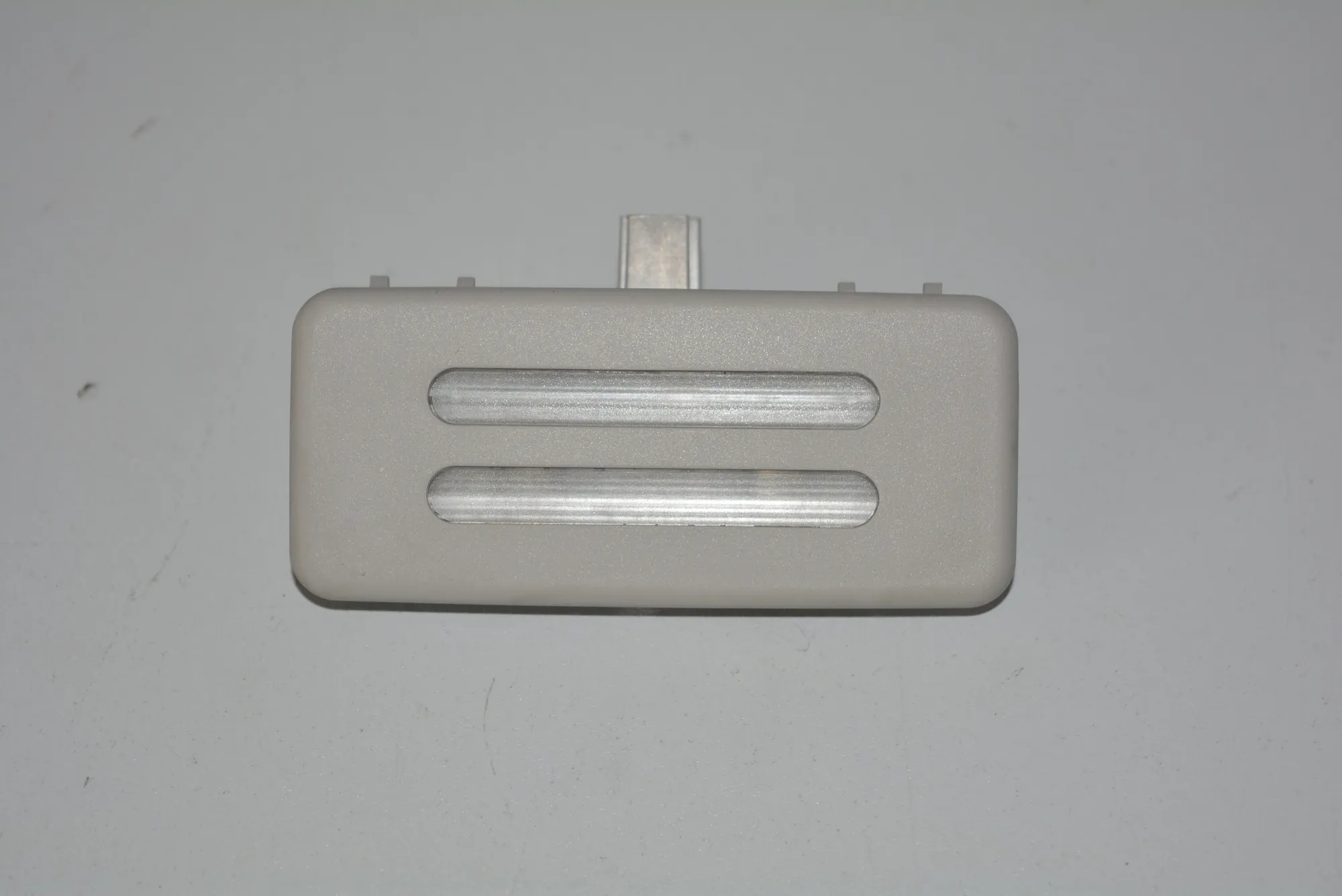 Interior Lighting – OEM 6920187 · BMW 3 (E90) BMW 3 (E90) 2005