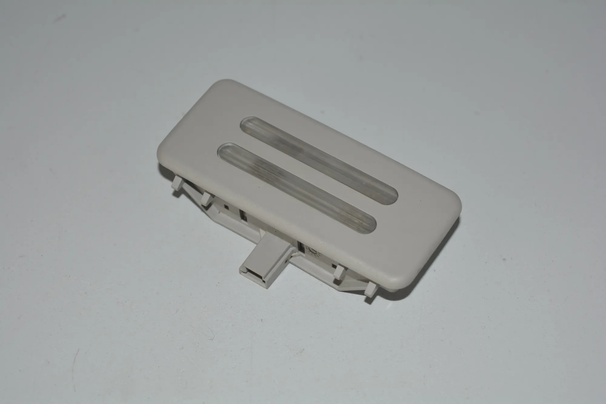 Interior Lighting – OEM 6920187 · BMW 3 (E90) BMW 3 (E90) 2005