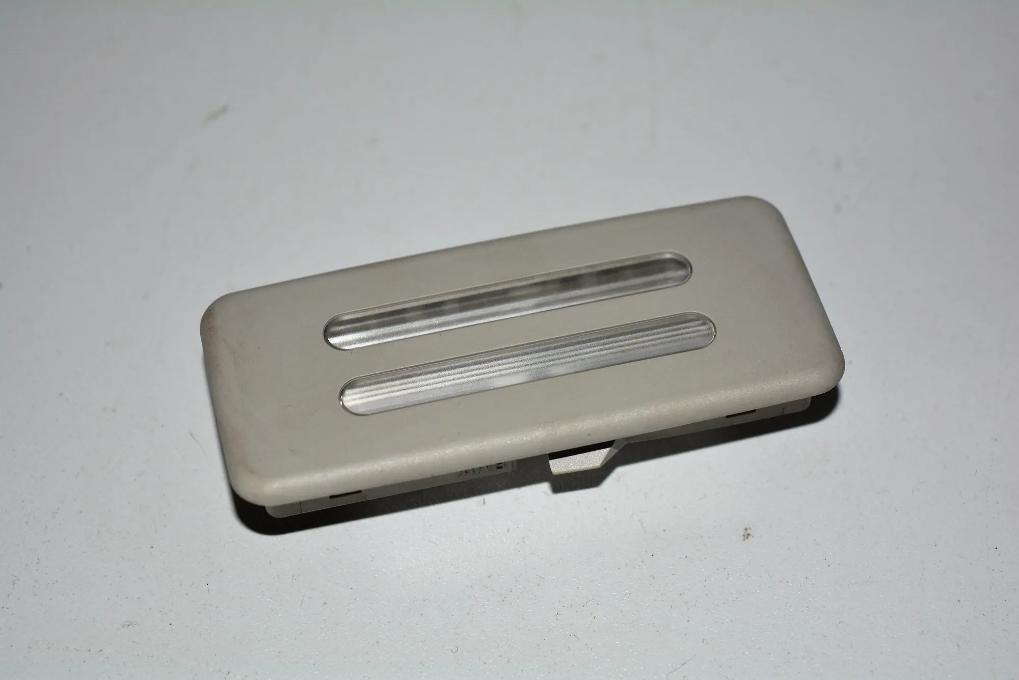 Interior Lighting – OEM 6920187 · BMW 3 (E90) BMW 3 (E90) 2005 – 2