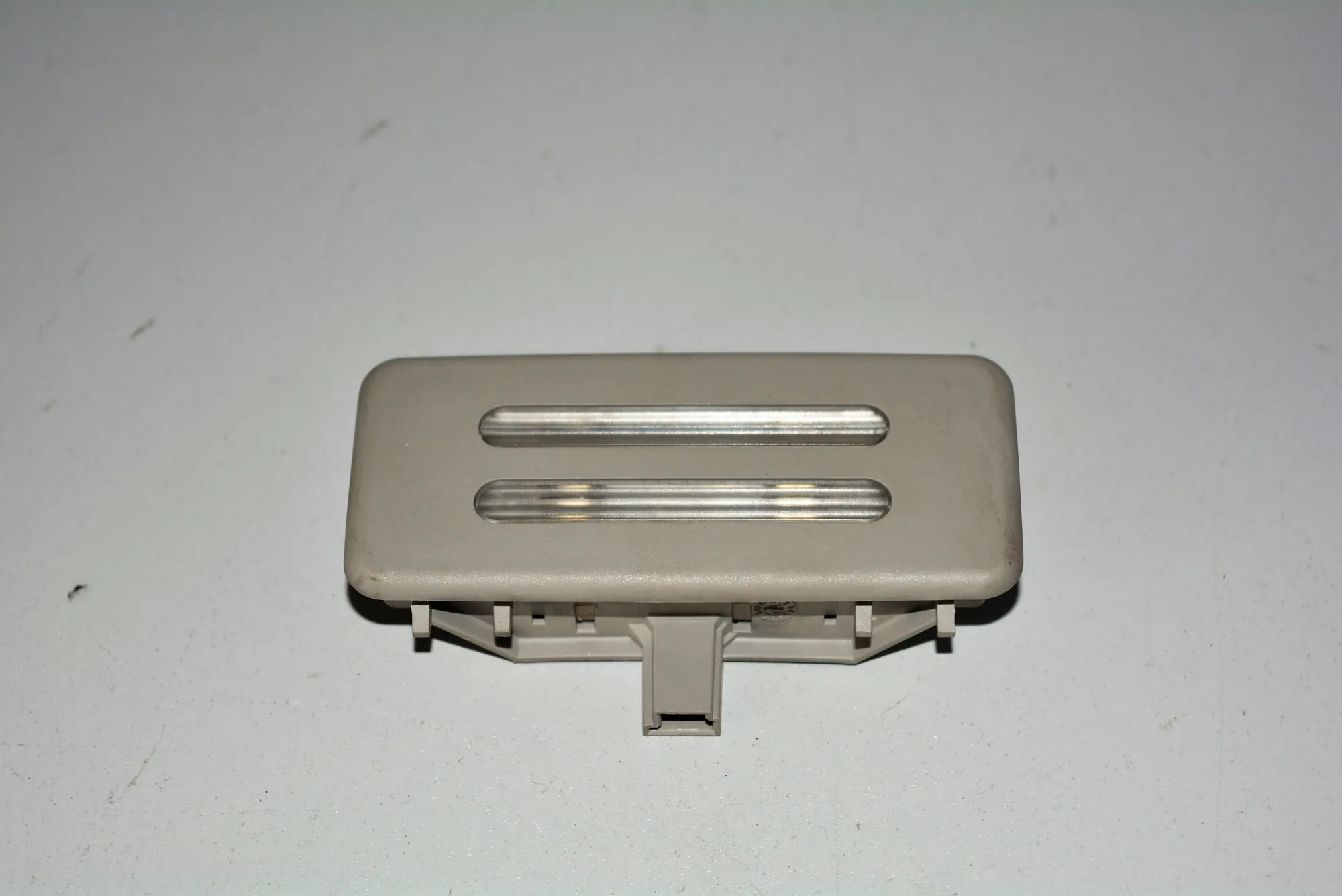 Interior Lighting – OEM 6920187 · BMW 3 (E90) BMW 3 (E90) 2005 – 8