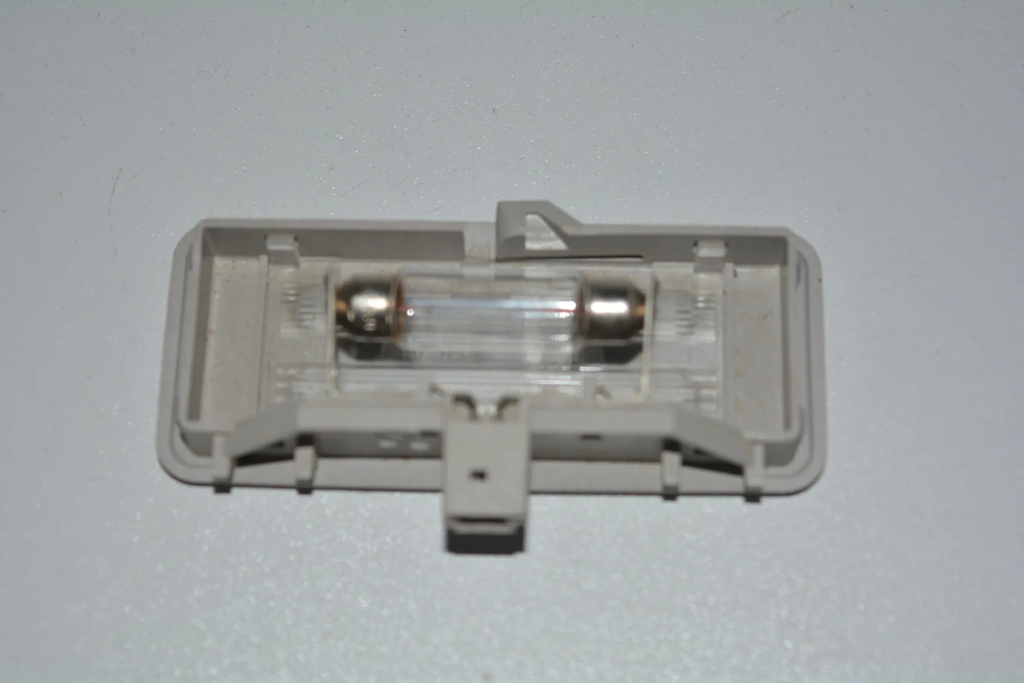 Interior Lighting – OEM 6920187 · BMW 3 (E90) BMW 3 (E90) 2005 – 4