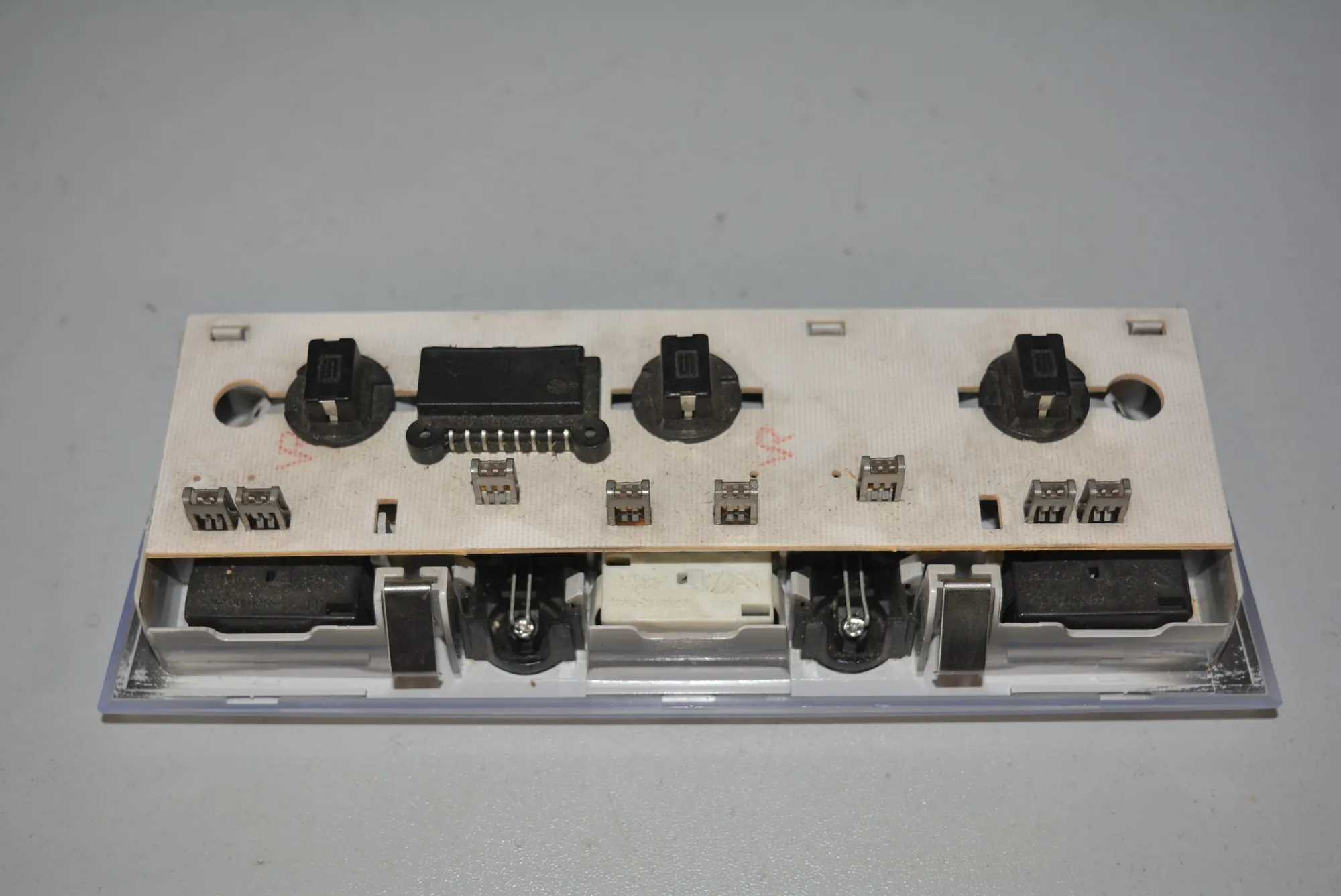Interior Lighting – OEM 6912631 · BMW 5 (E60) BMW 5 (E60) 2005