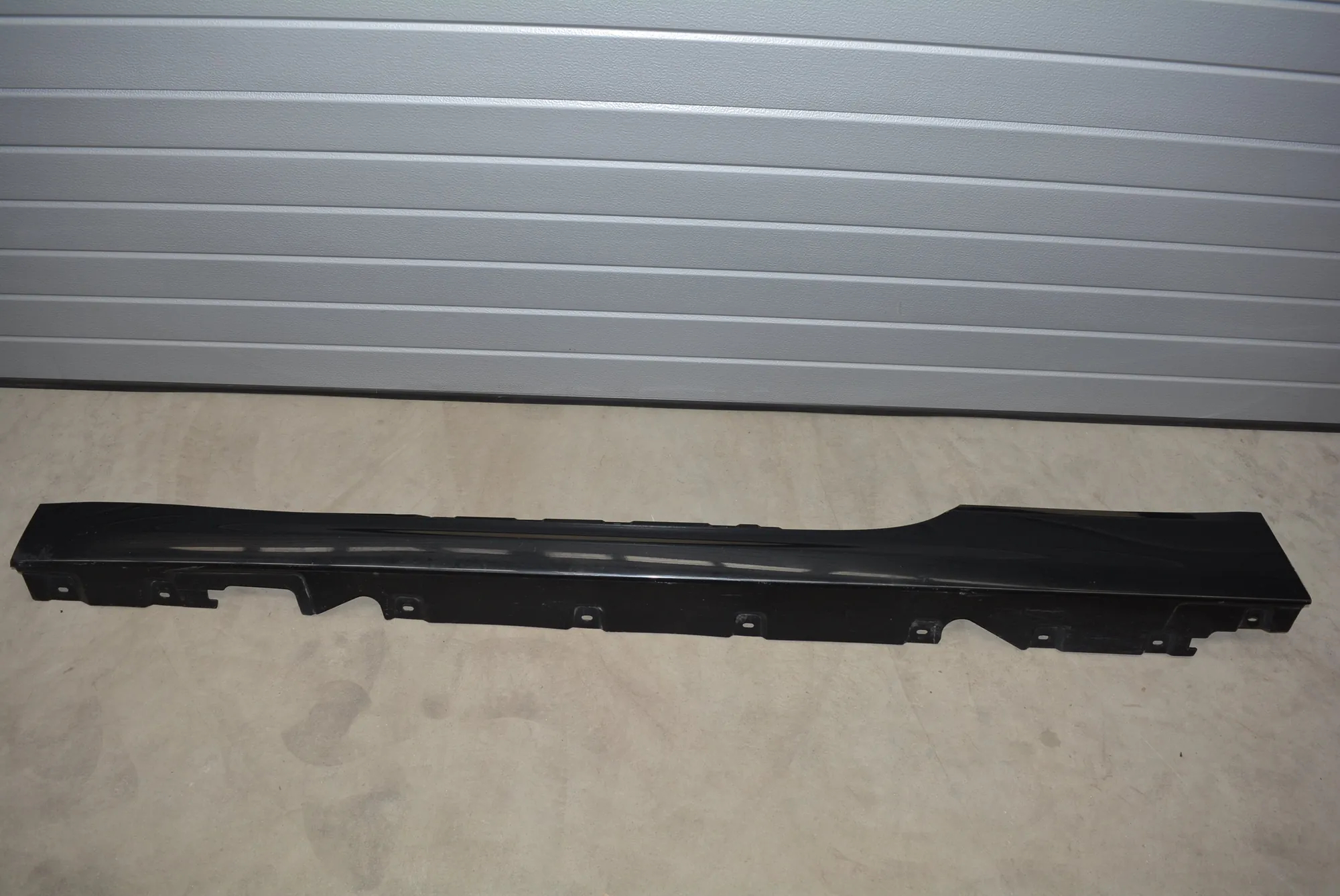 Left Side Plastic Sideskirt Cover – OEM 22339910 · BMW 6 Coupe (F13) BMW 6 Coupe (F13) 2011 – 5