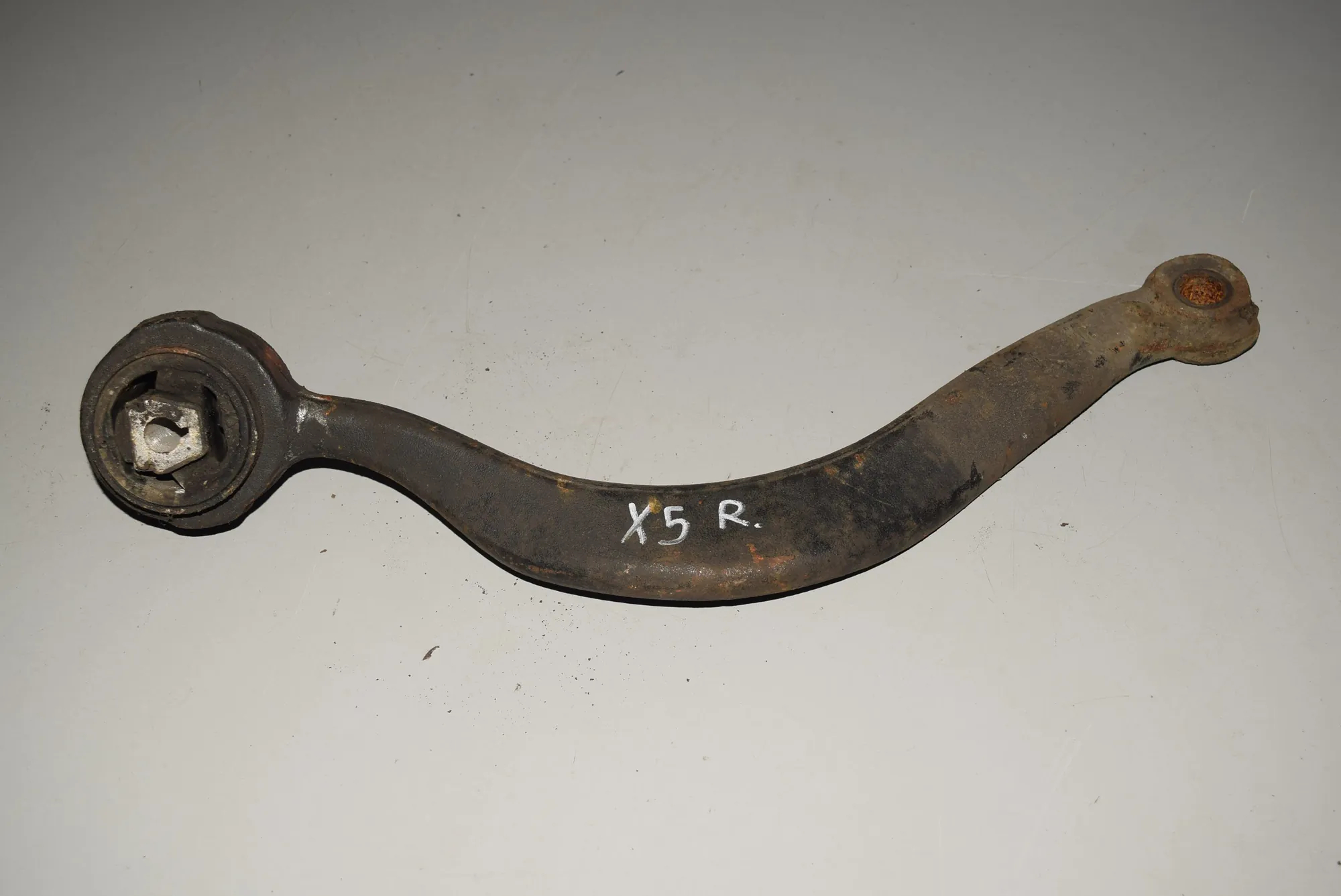 Front Right Curved Control Arm · BMW X5 (E53) BMW X5 (E53) 2001