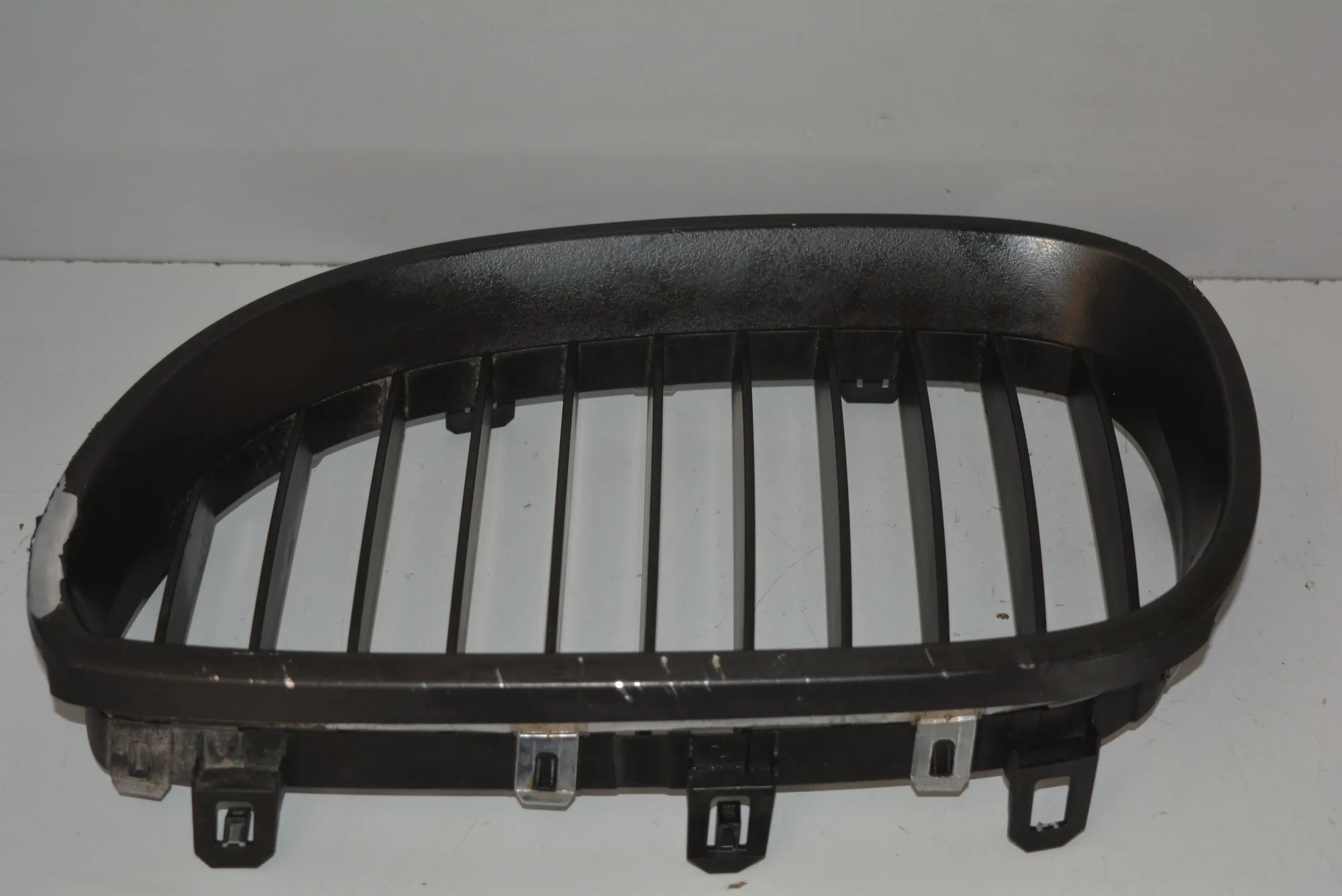 Front Left Grill · BMW 5 (E60) 520 d 2009 – 6