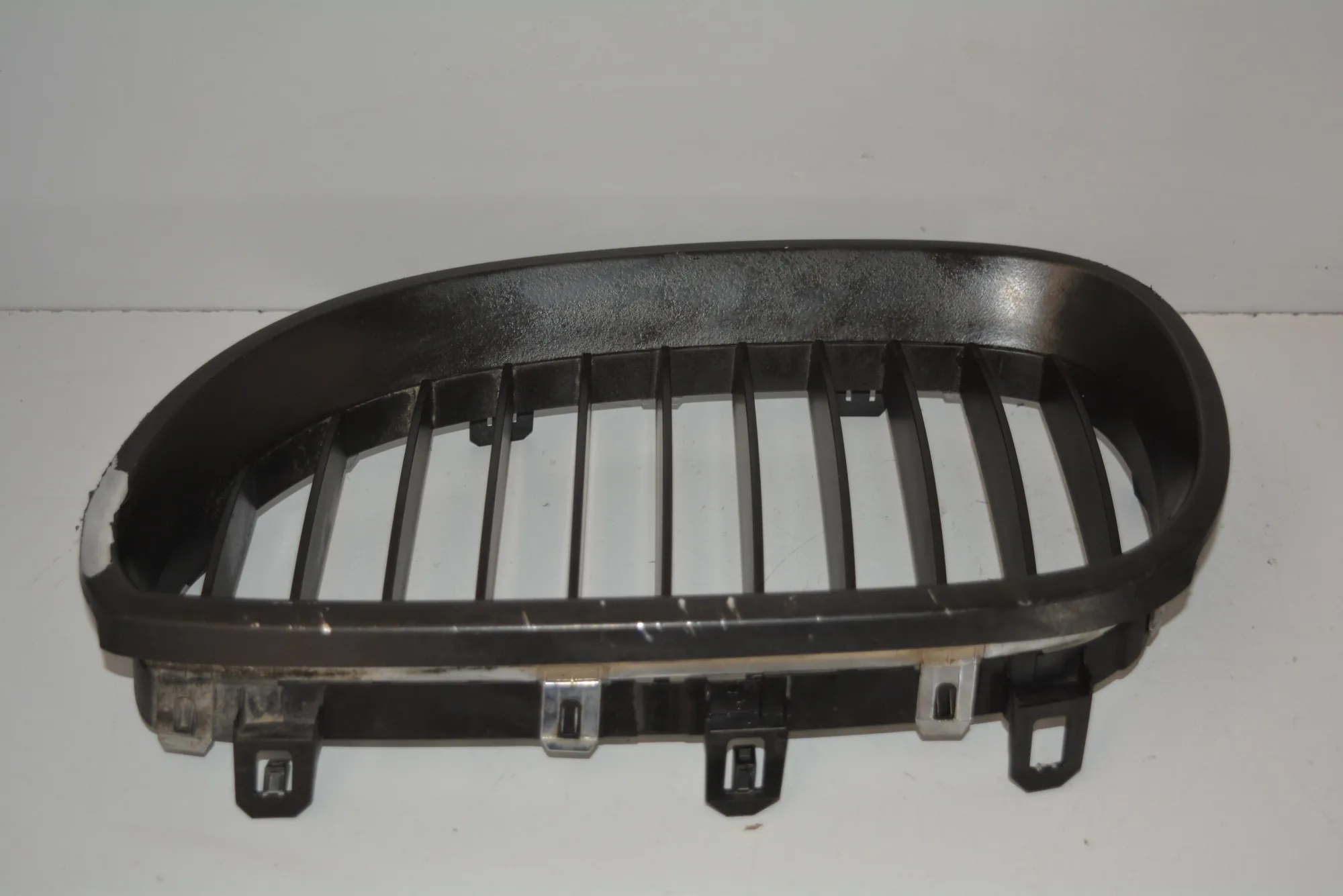 Front Left Grill · BMW 5 (E60) 520 d 2009 – 3